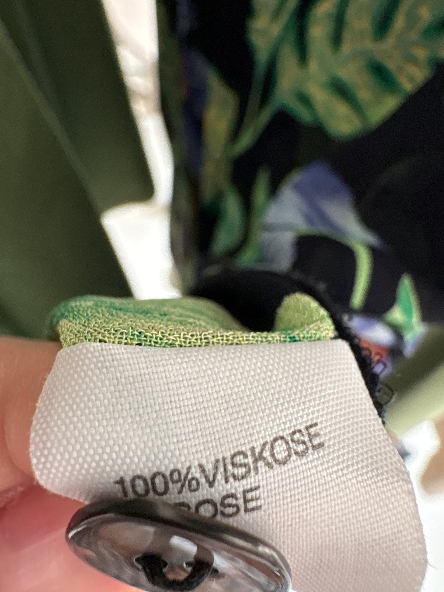 Cămașa vintage vaporoasă cu print organic superb