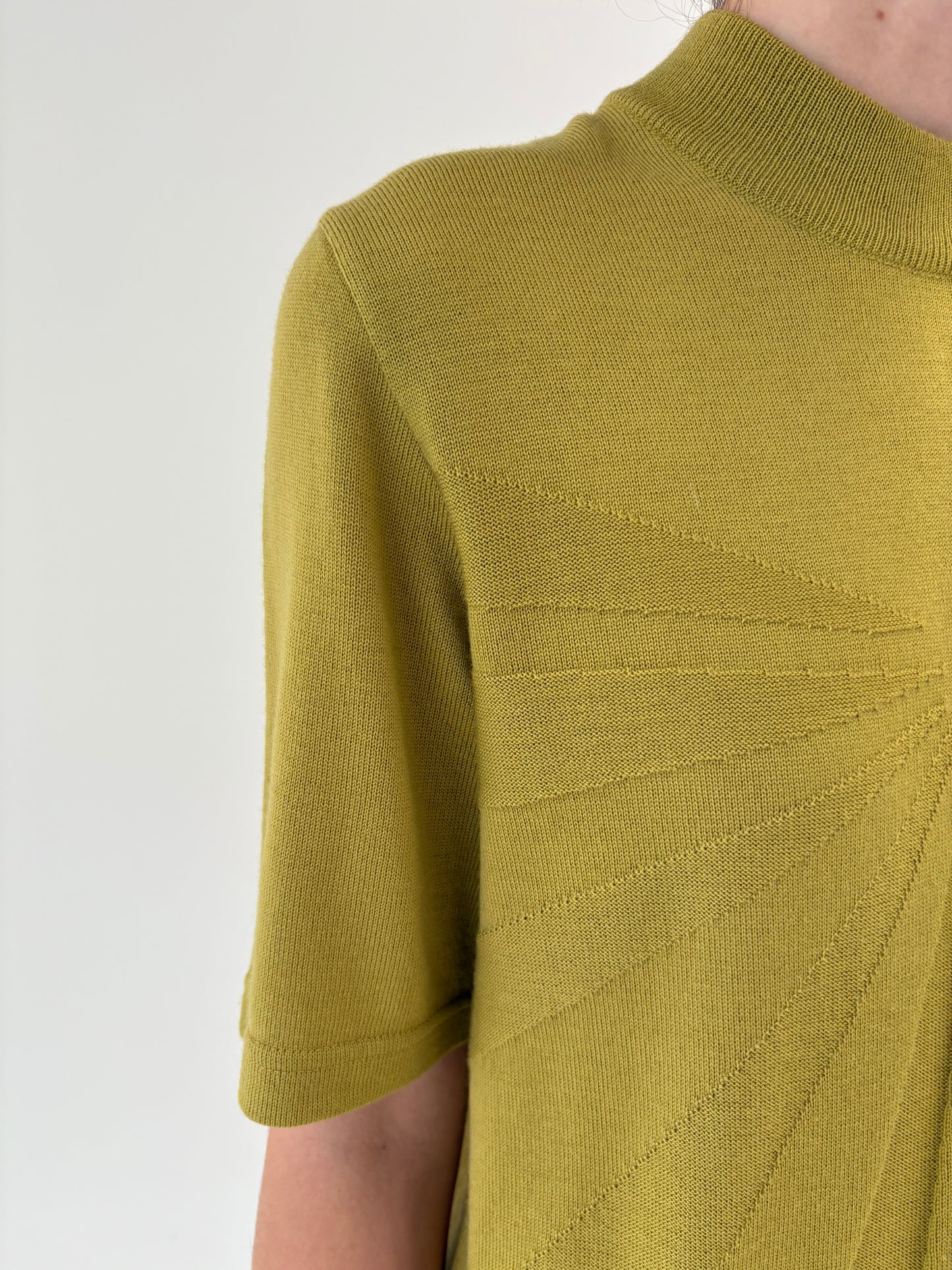 Maleta mustard green italiană din lana merino extrafina de gramaj mare