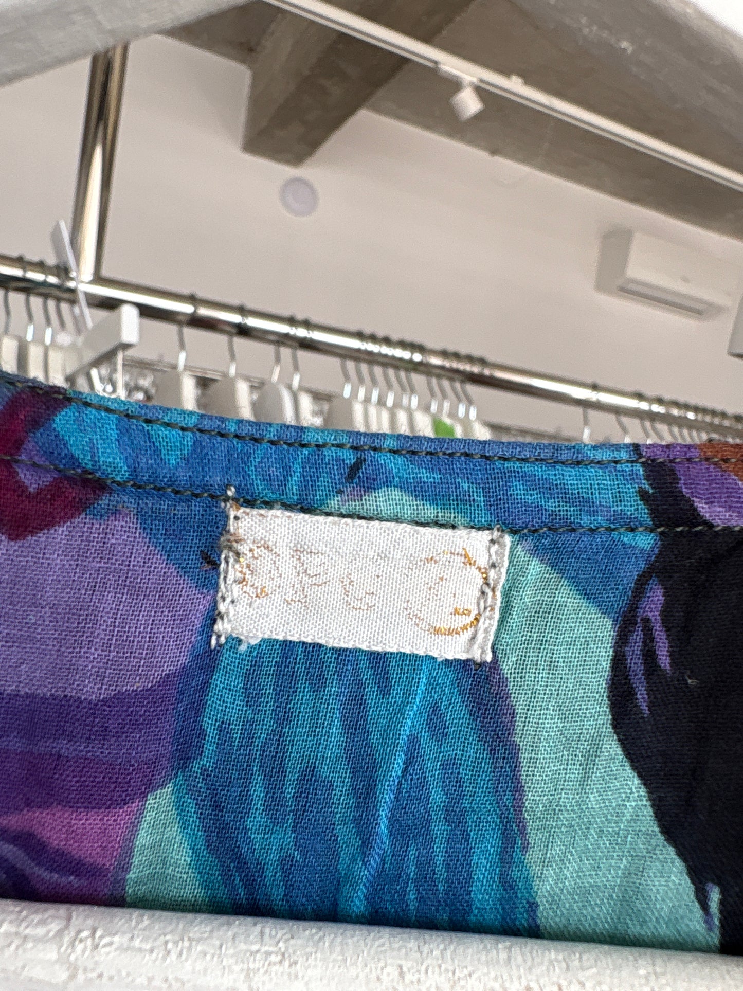 Rochie amplă în culori superbe din pânză fină de bumbac