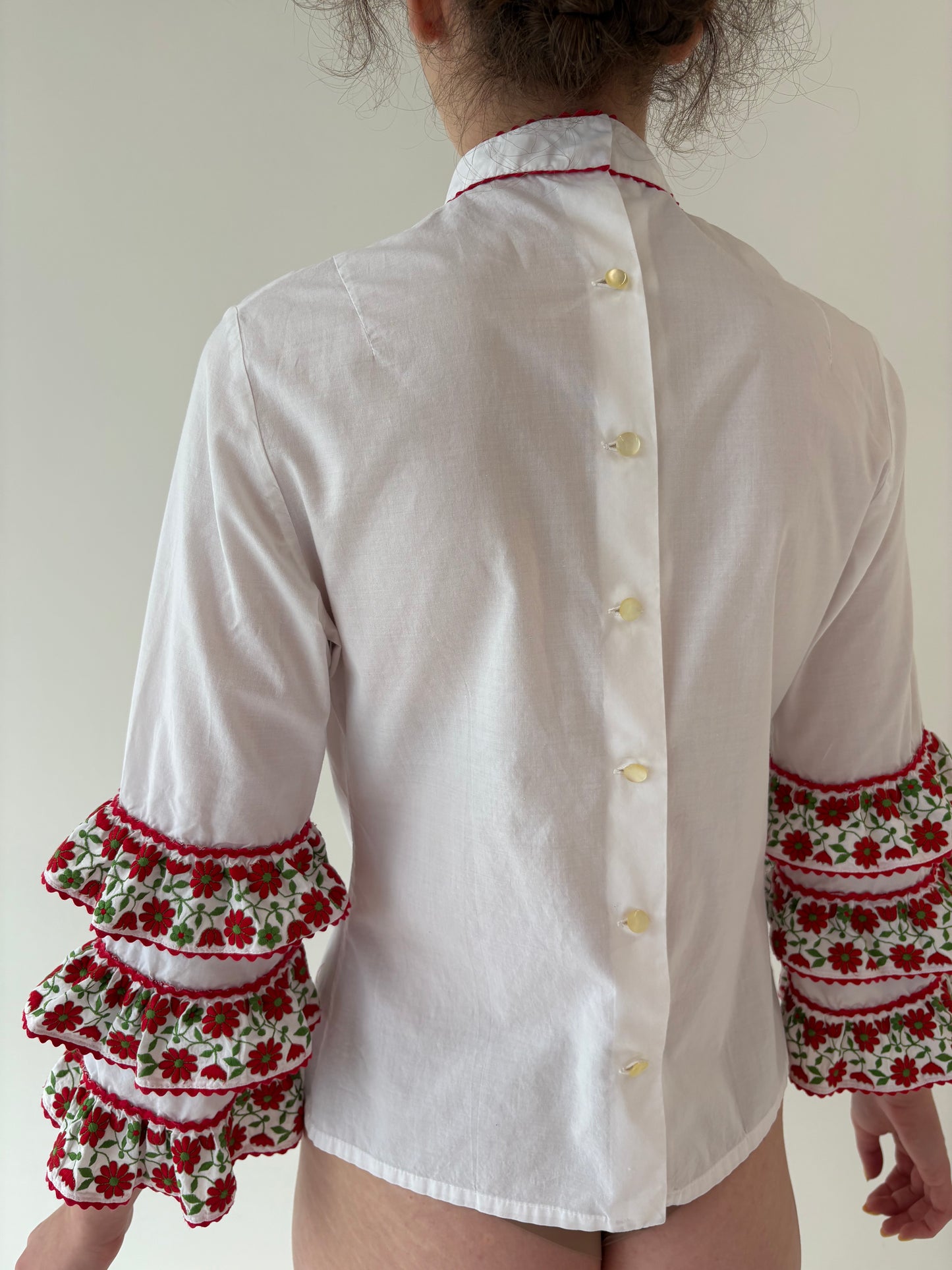 Top vintage cu broderie manuală excepțională din poplin de bumbac