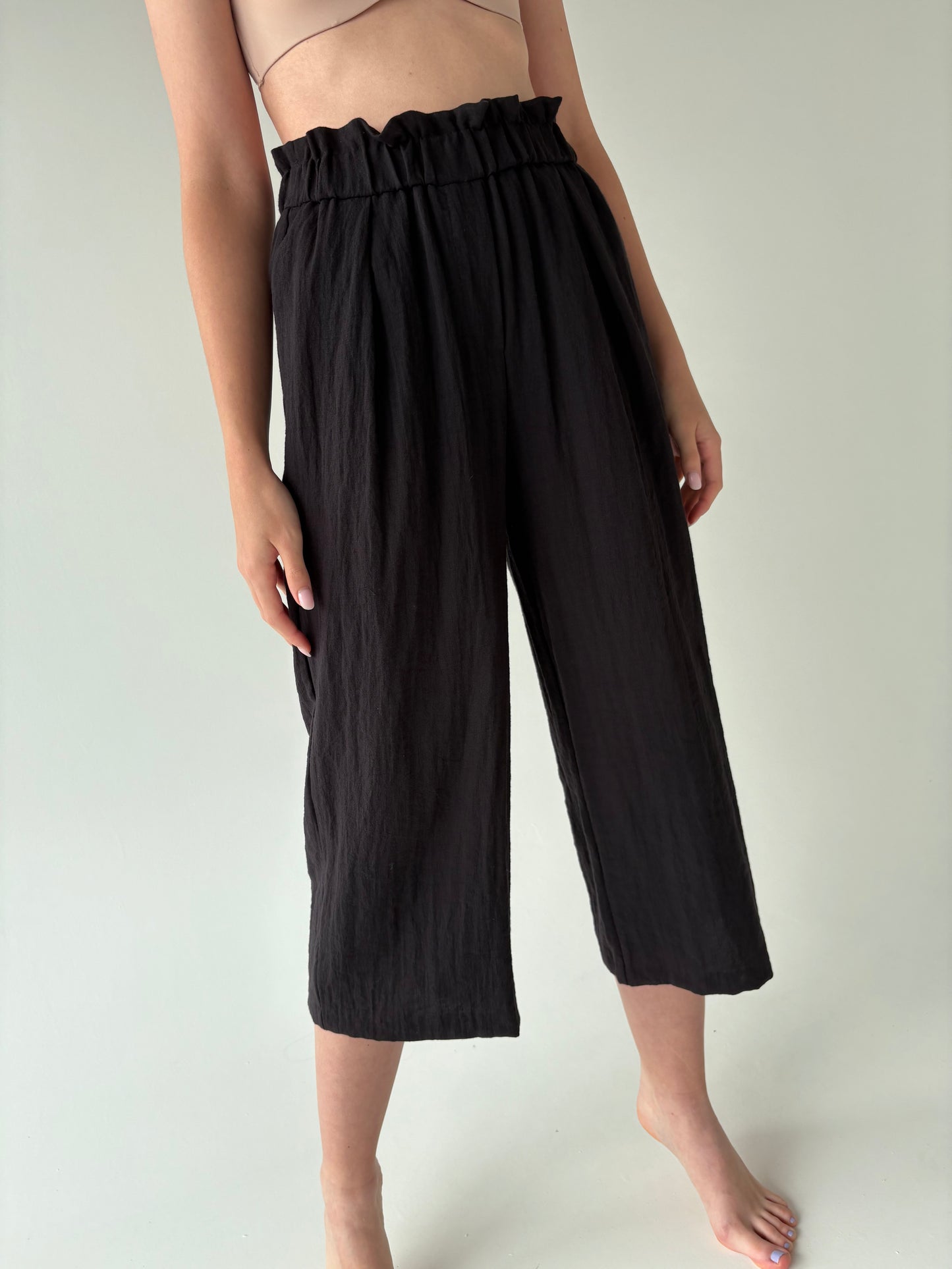 Culottes negri vaporosi cu talie ultra înaltă elastică
