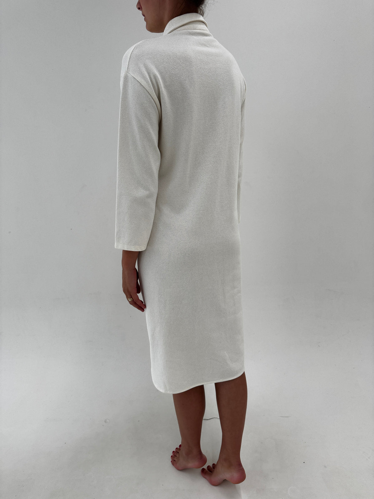 Rochie off white tip cămașă din bumbac gros cu talie fronsata