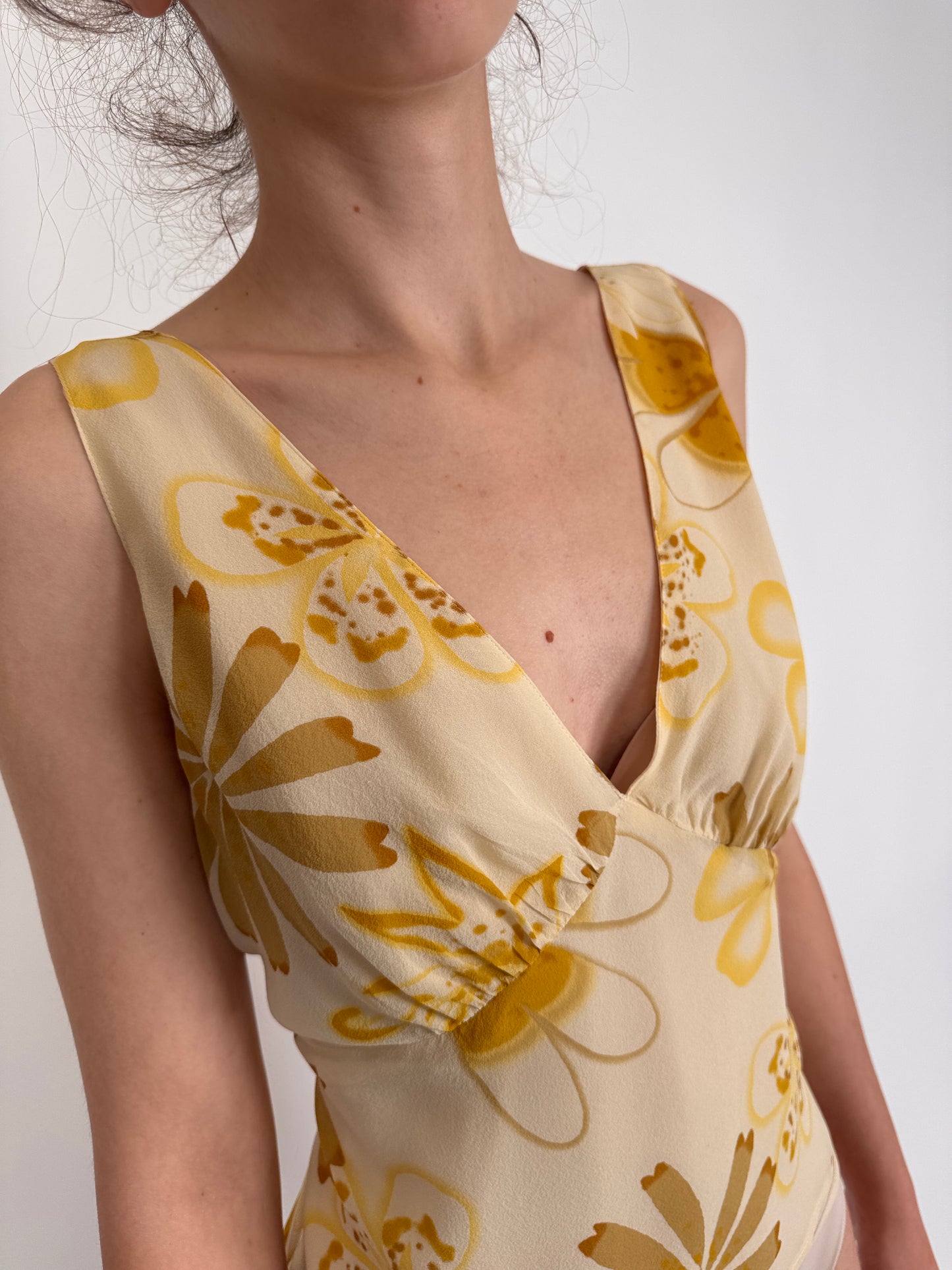 Top Marella by Max Mara din mătase naturală mată cu talie ușor marcată
