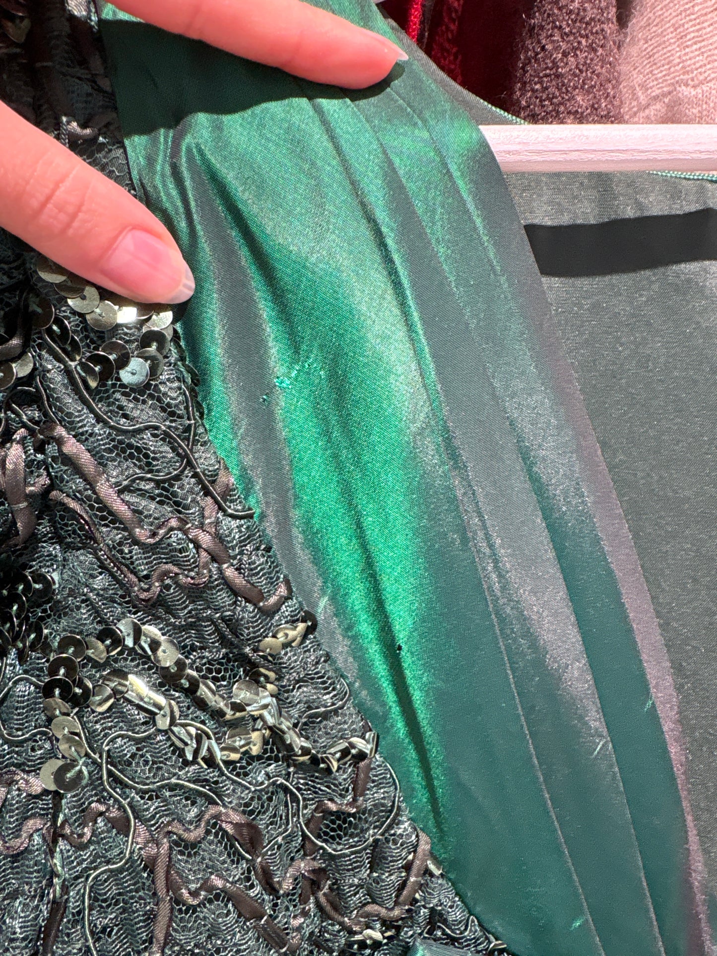 Rochie old vintage spectaculoasă foarte pretioasa sfârșit de ani 80