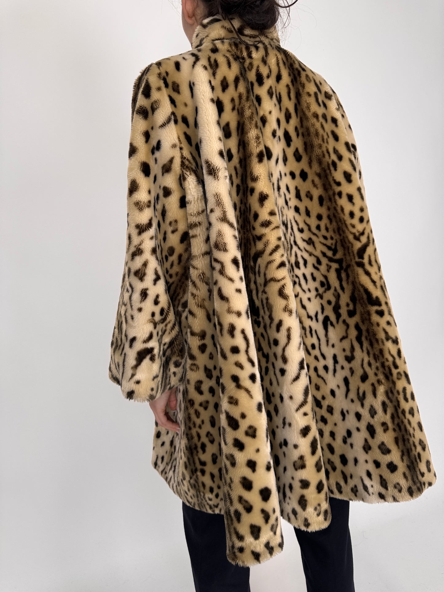 Teddy coat premium italian animal print în croi amplu