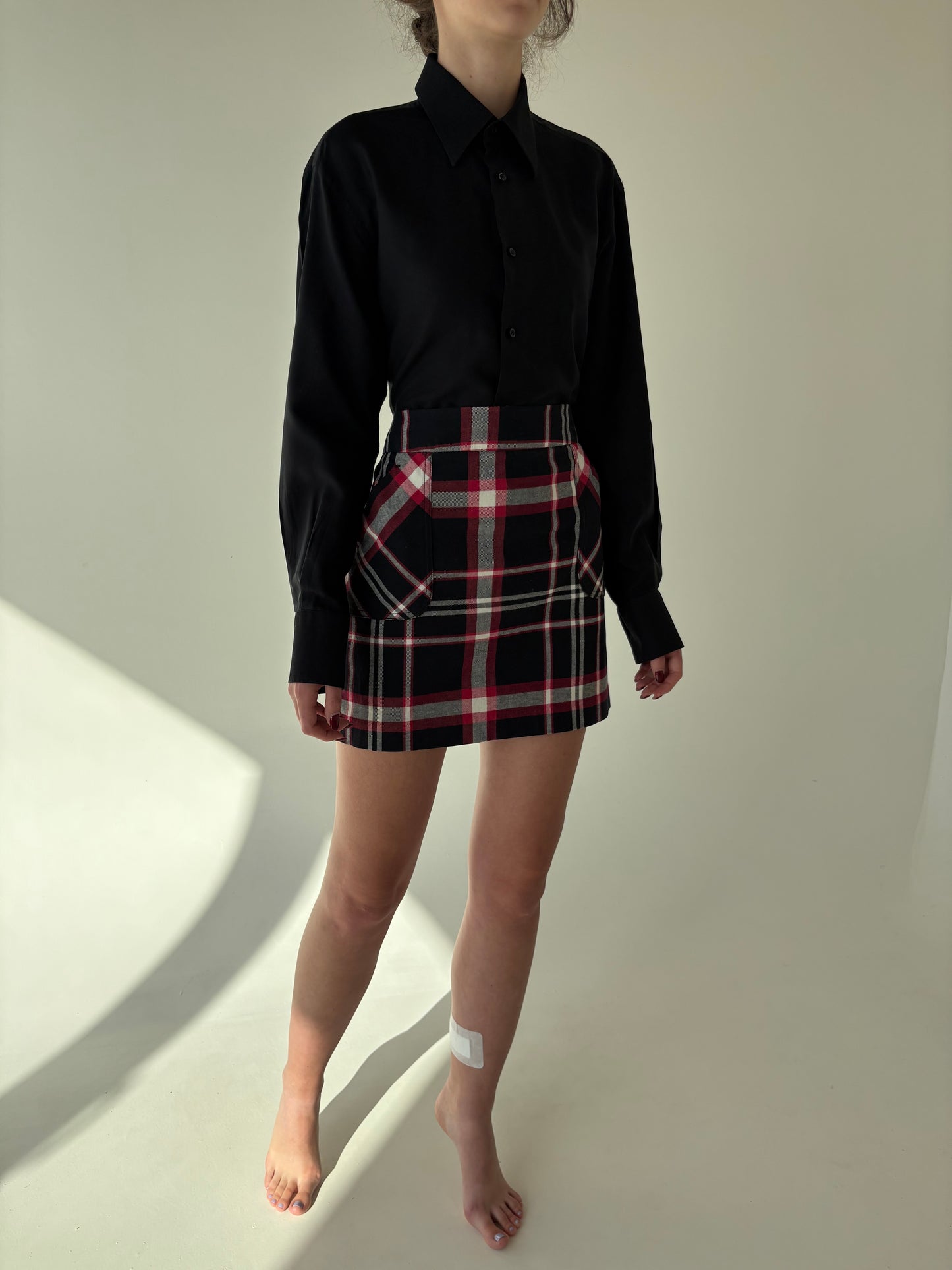 Fustă Tommy Hilfiger în carouri cu buzunare din stofita