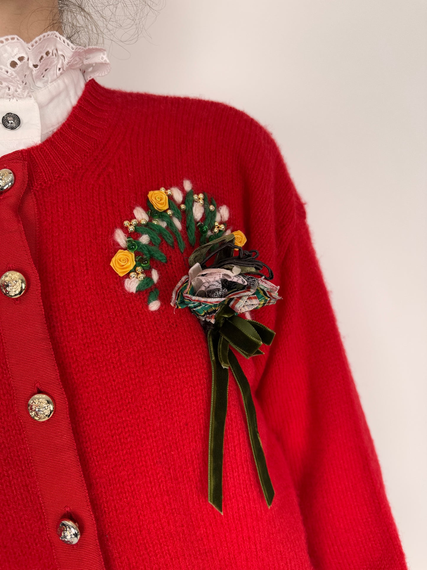 Cardigan vintage classic red din lana plină cu aplicații 3D