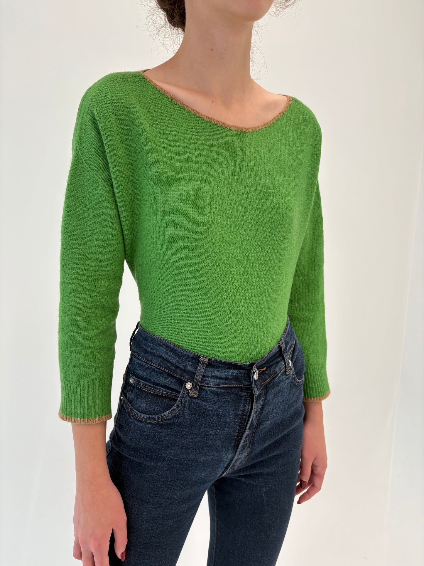 Pulover italian verde tare petite din lana merino extrafina de gramaj mare
