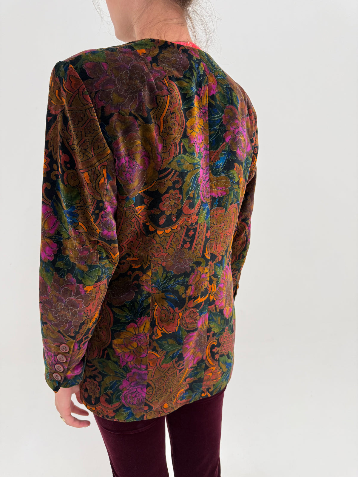 Sacou luxury Bogner din catifea excepțională cu print paisley în culori superbe