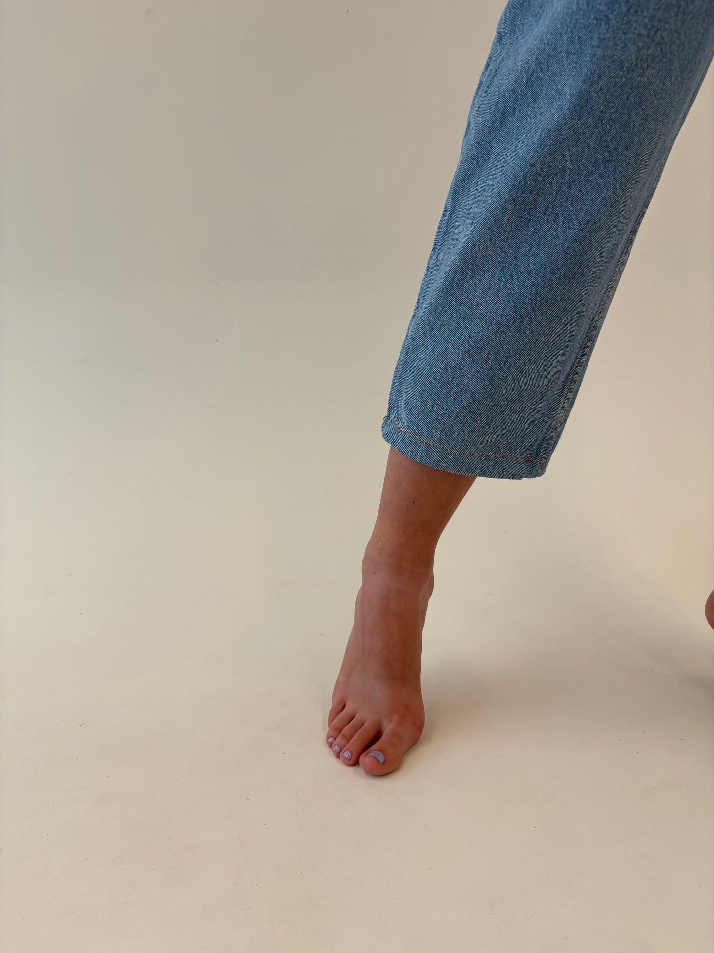 Jeans vintage premium mom fit cu talie ultra înaltă classic wash