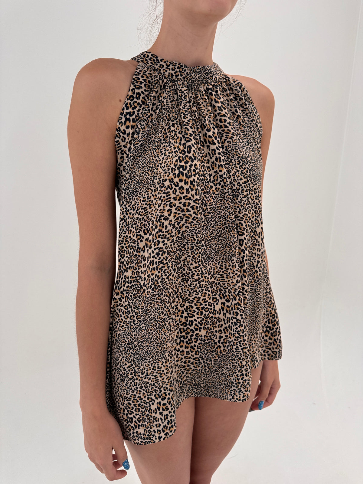 Top Max Mara animal print în croi atemporal