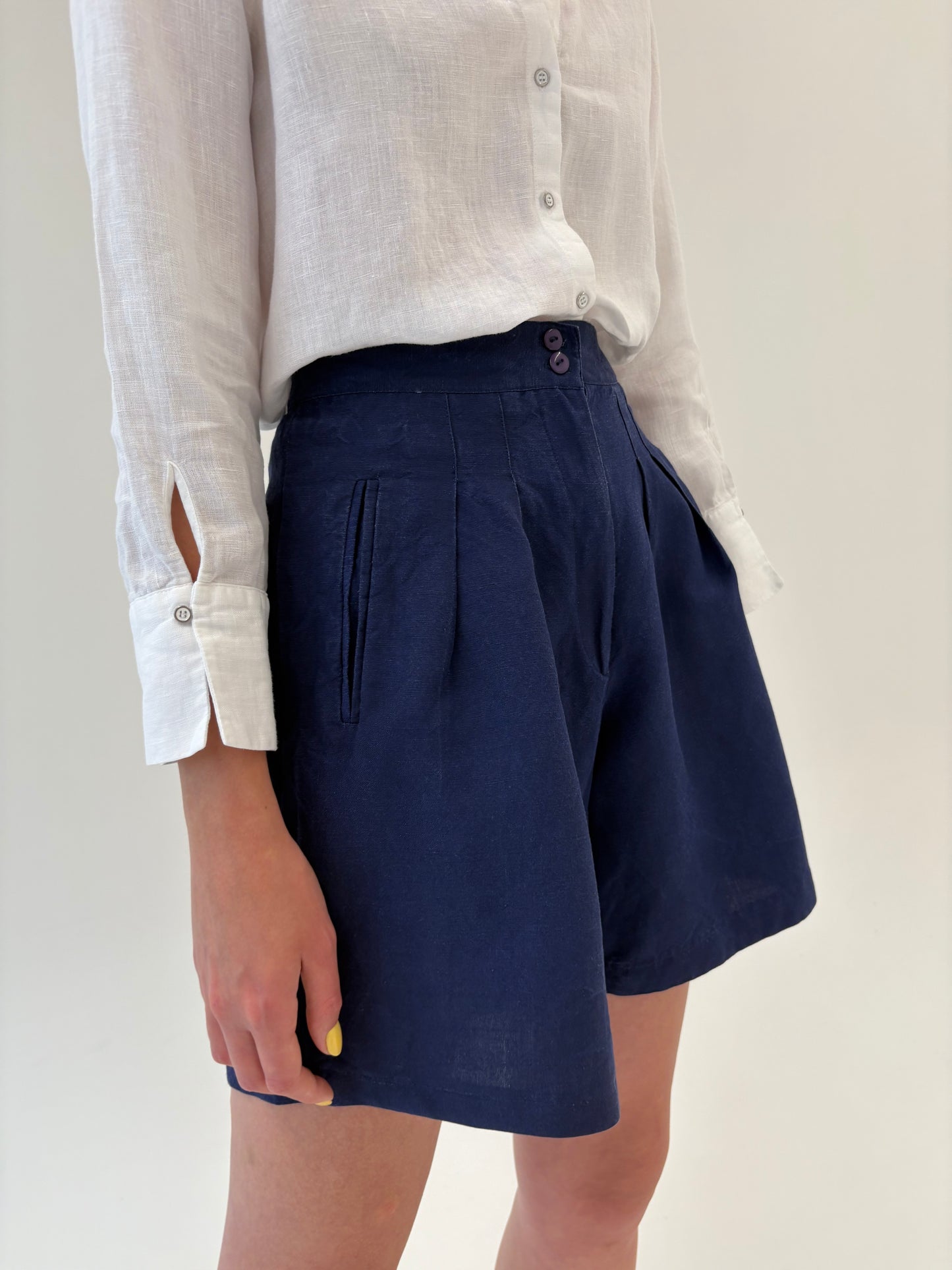 Pantaloni vintage din pânză cu ținuta și talie ultra înaltă