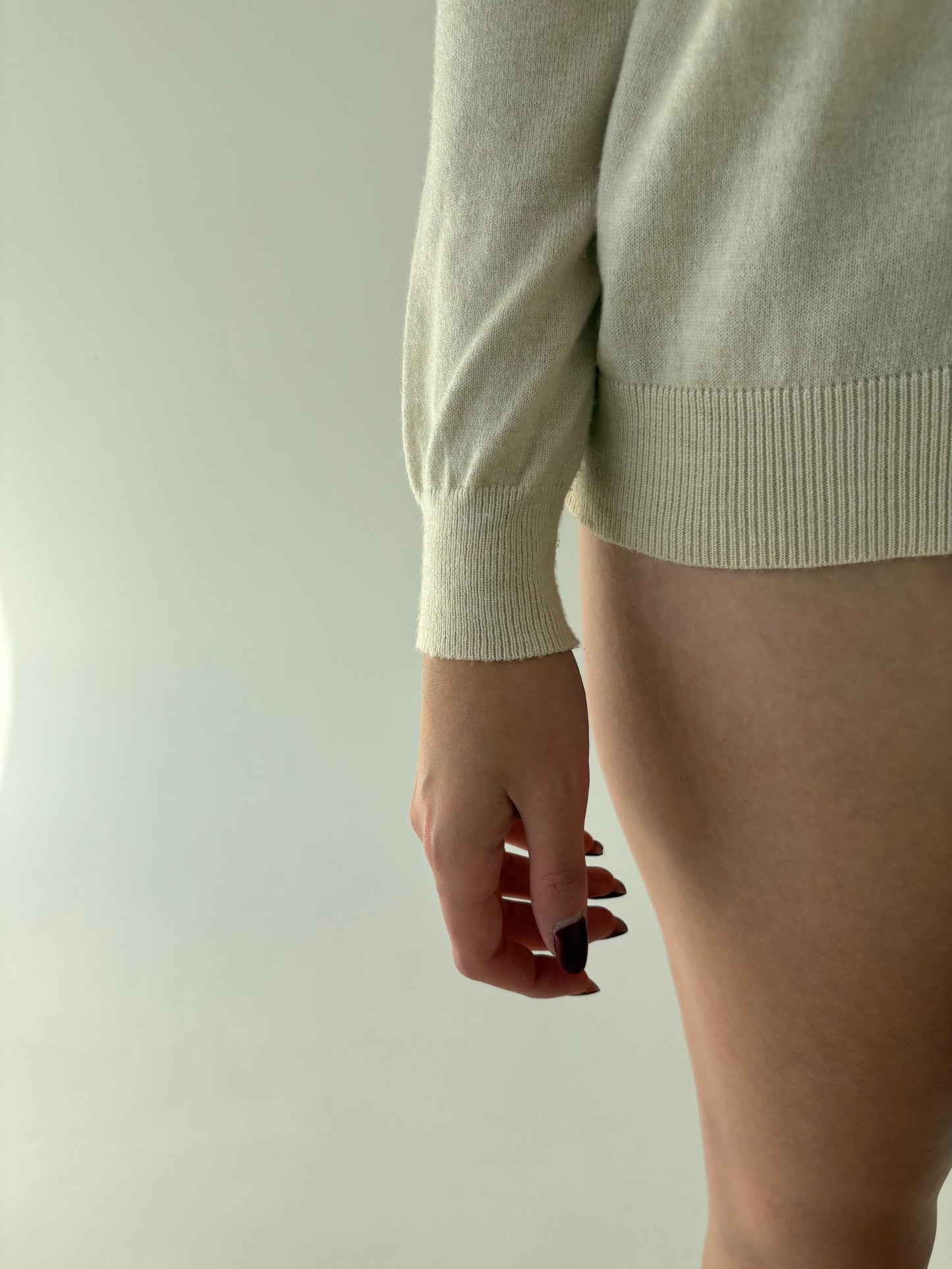 Puloveras în anchior light nude din mix de lana extrafina