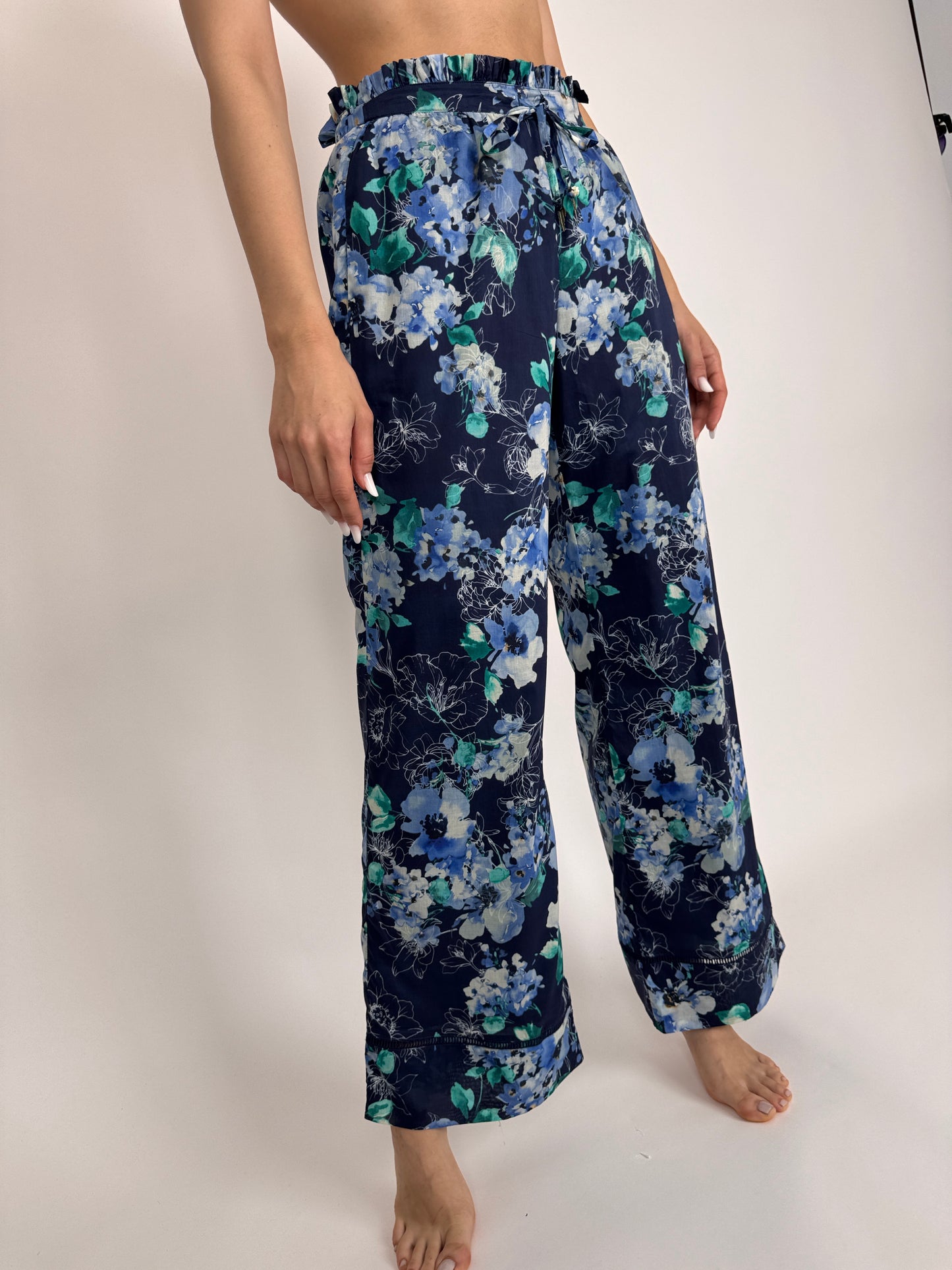 Pantaloni palazzo de brand luxury Twinset cu print superb