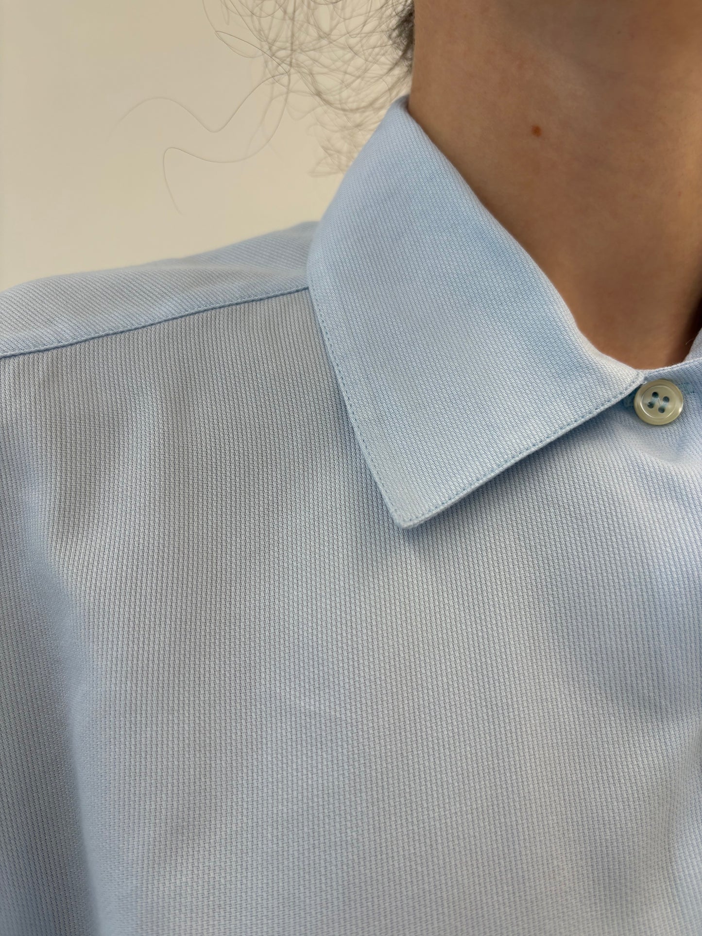 Cămașa premium baby blue Stefanel din poplin excepțional texturat