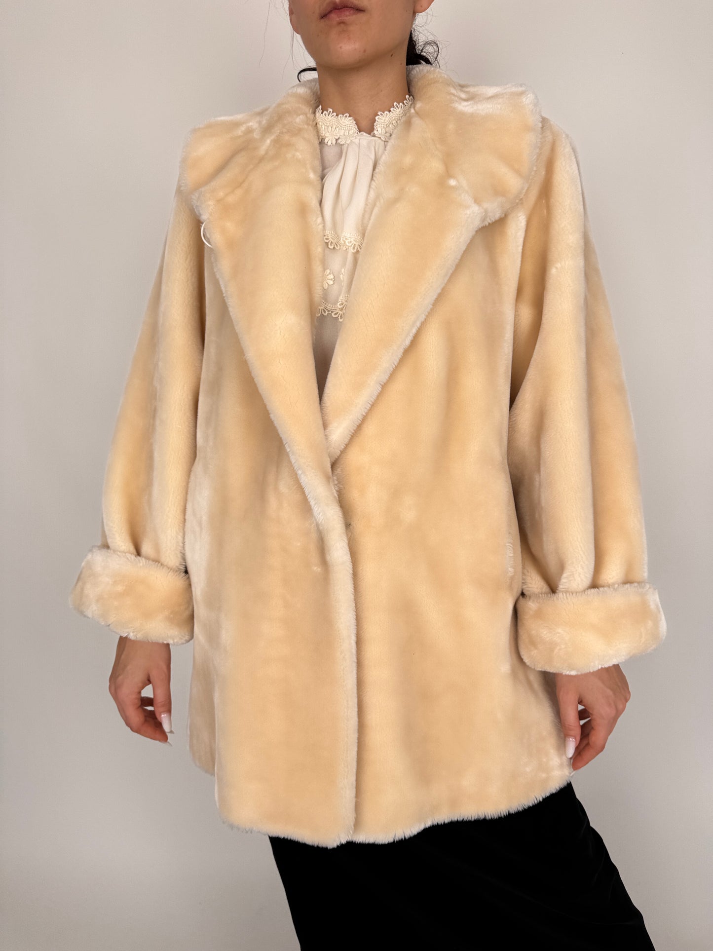 Teddy coat buttery nude italian excepțional