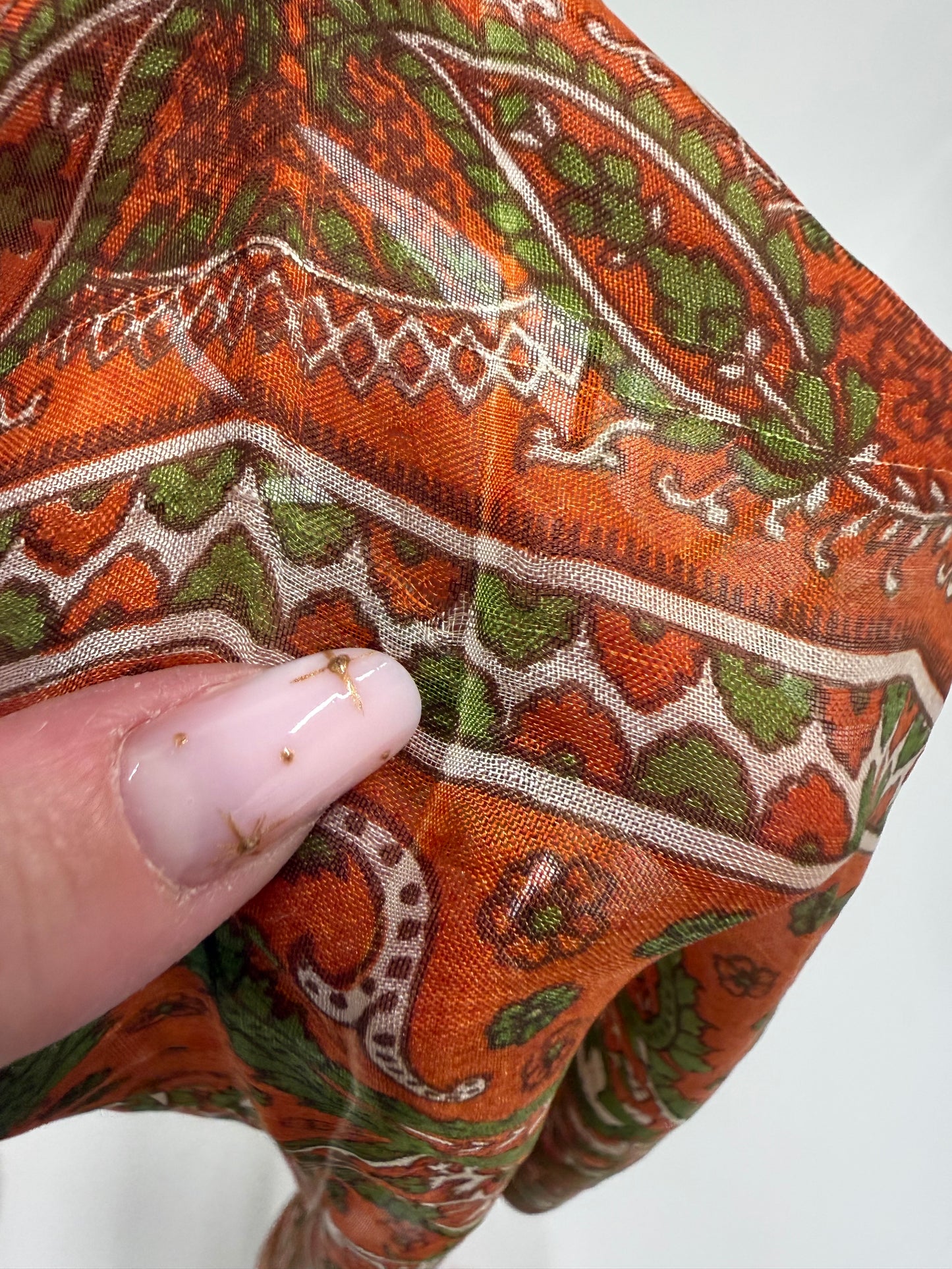 Eșarfă din mătase naturală cu print paisley
