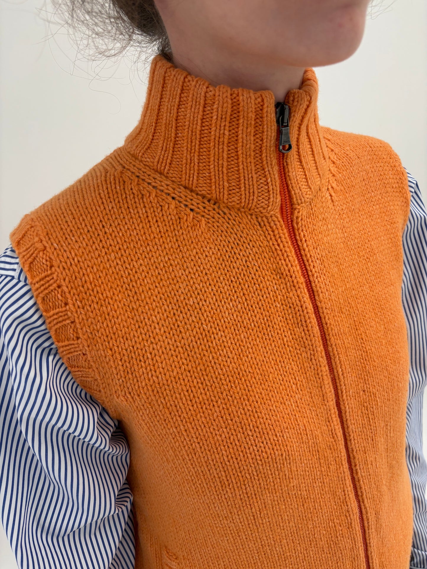 Vestă Max Mara oranj din lana extrafina de gramaj mare