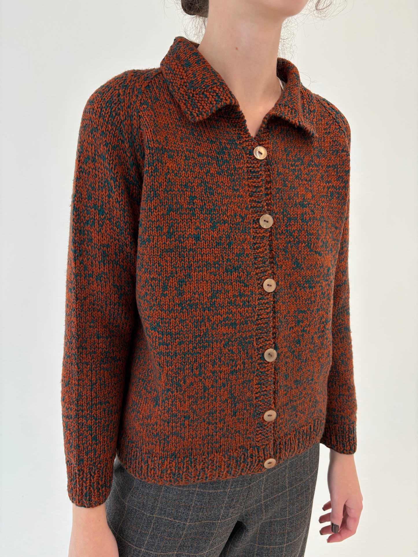 Cardigan vintage petite rust orange lucrat manual din lana groasă extrafina