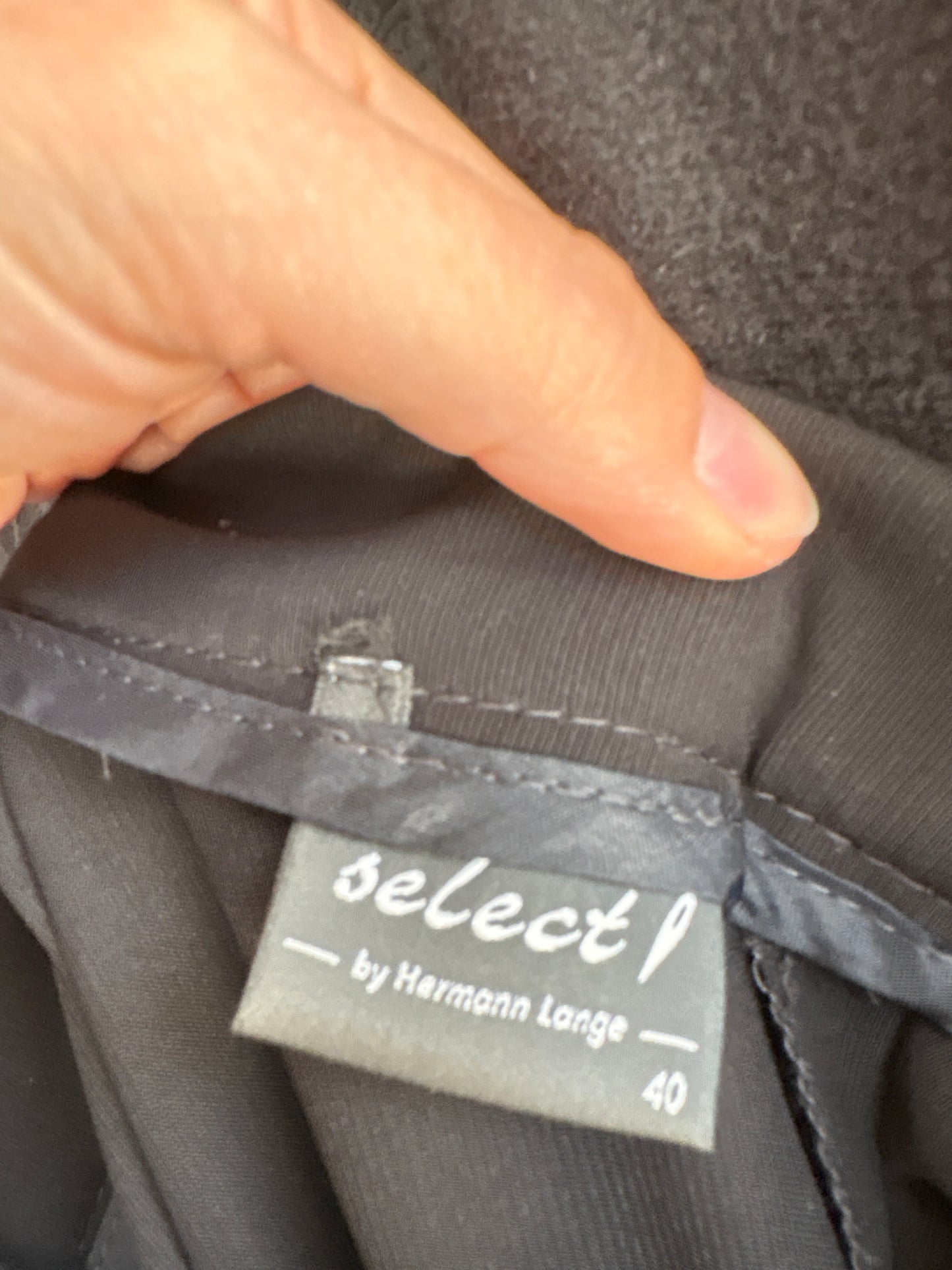 Pantaloni negri de la zi la seară în croi clasic