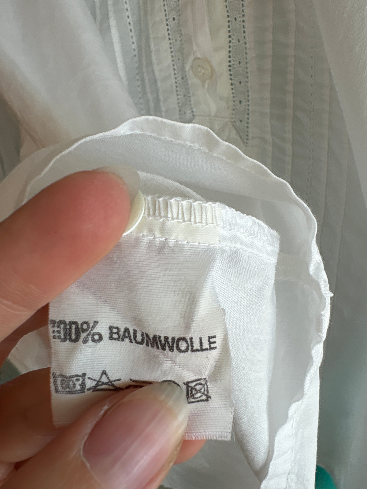 Cămașa vintage din bumbac premium cu mânecuțe ușor bufante și broderie anglaise