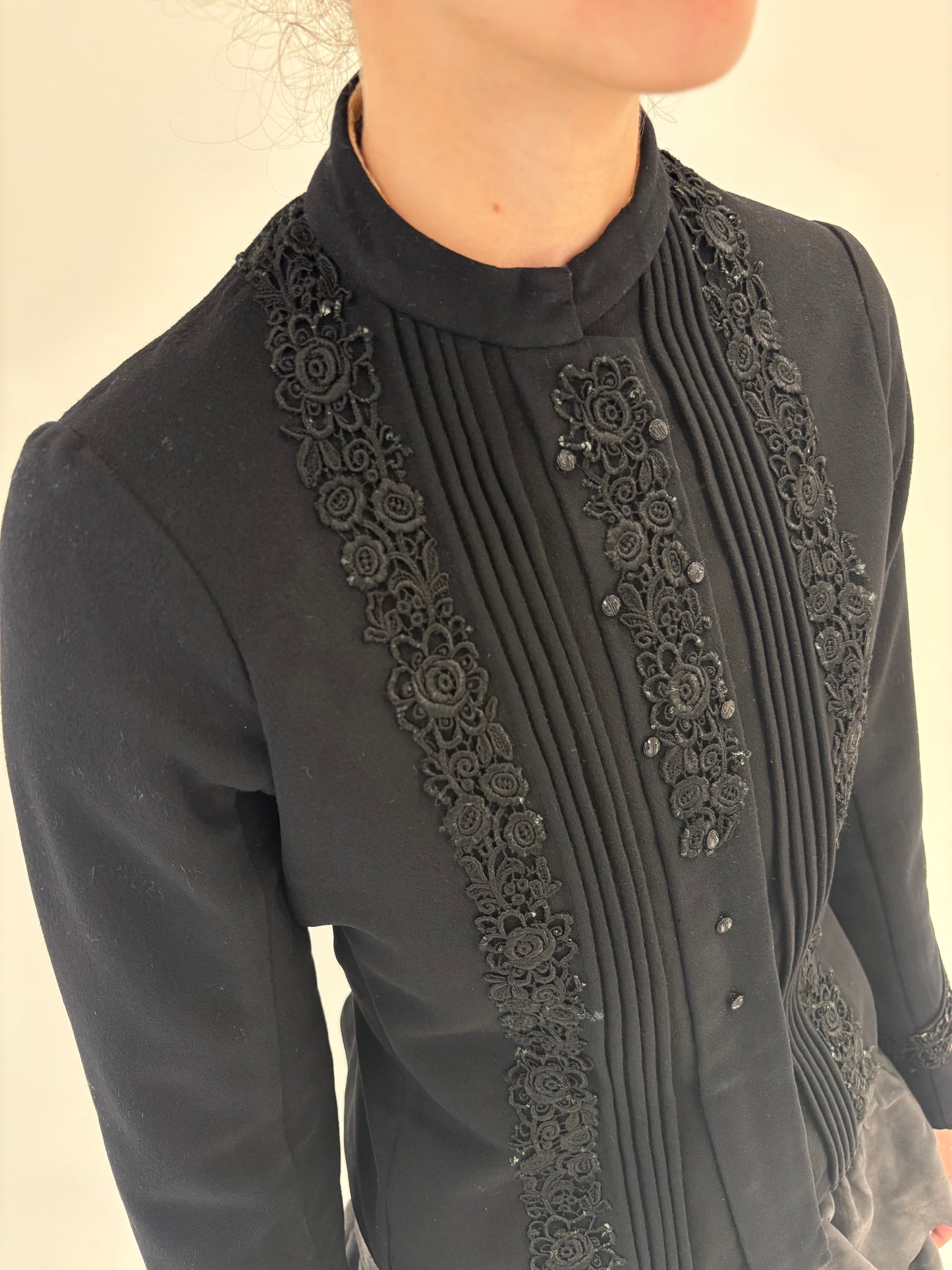 Tailleur antique de colecție sfârșit de secol XIX din lana groasă cambrat