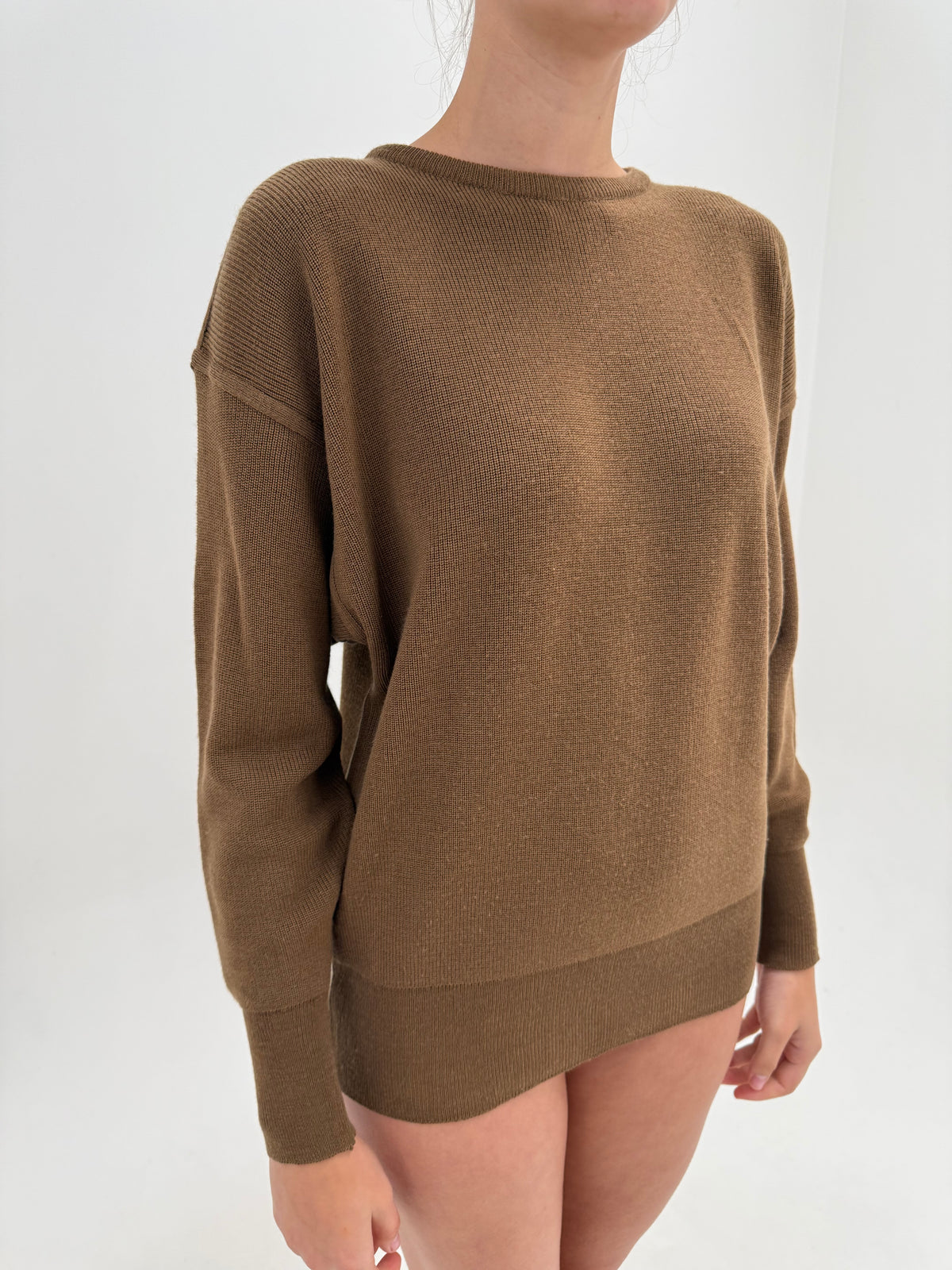 Pulover Mondi by Escada spectaculos caramel brown cu manșete ultra înalte