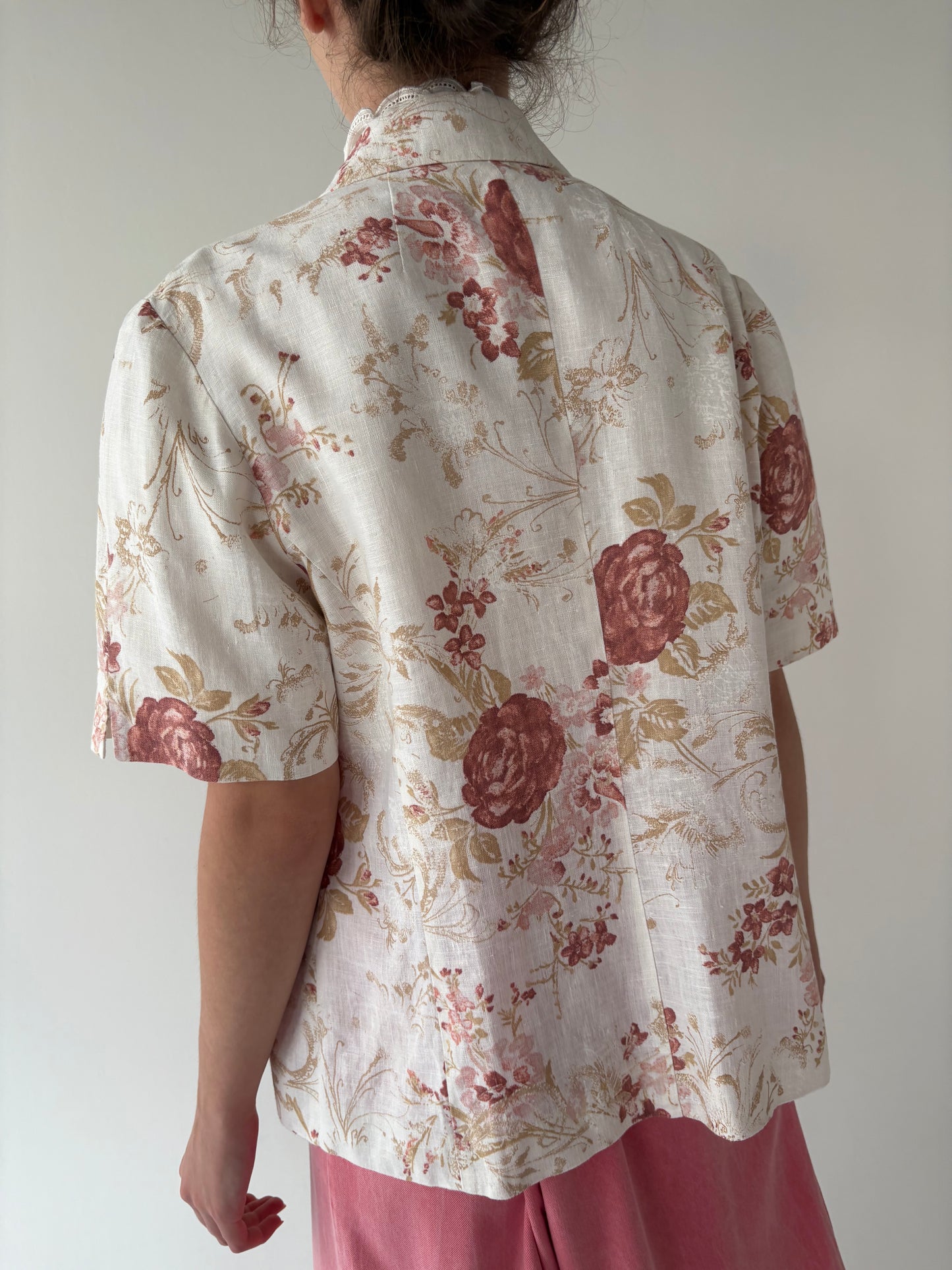 Sacou butter white din in cu print floral superb