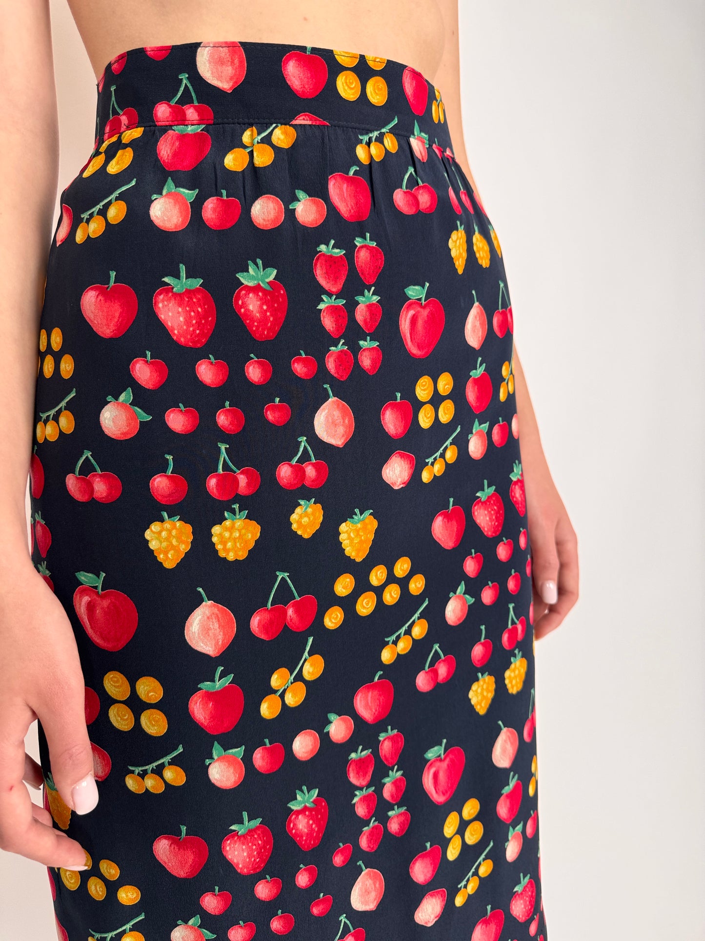Set vintage din mătase naturală cu print superb cu fructe