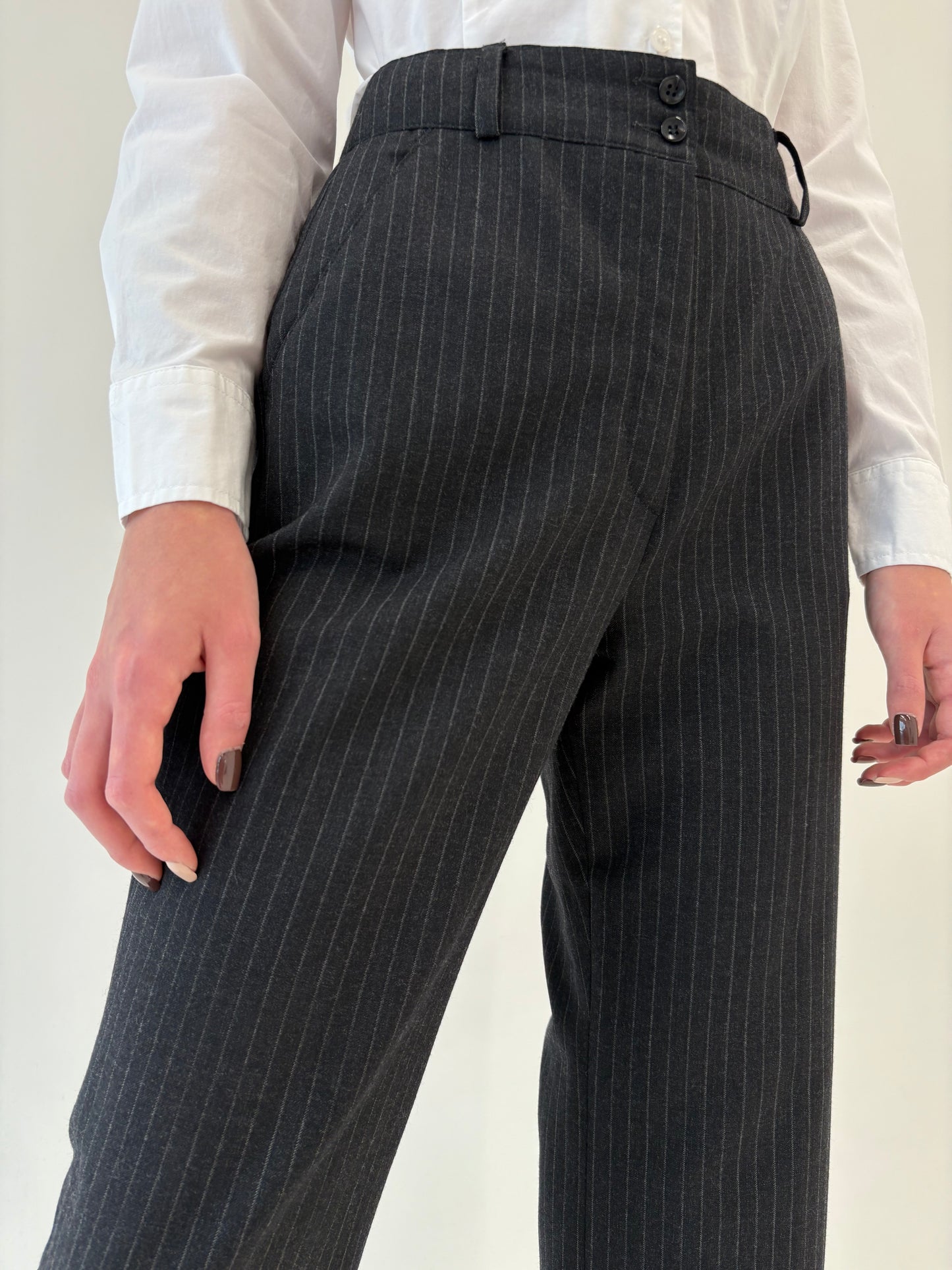 Pantaloni cu dungi fine ivoire din lana extrafina și talie ultra înaltă