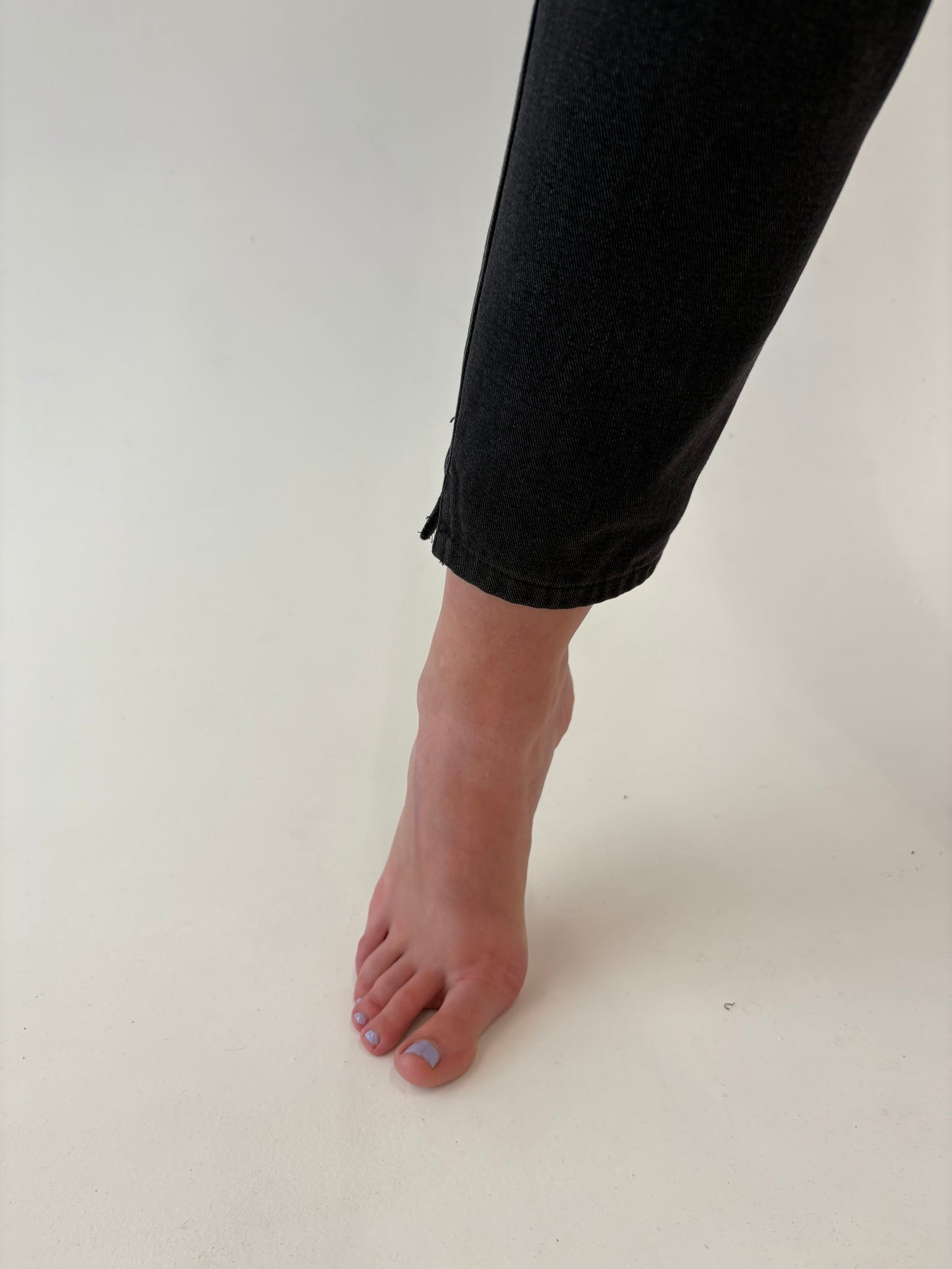 Jeans vintage premium mom fit cu talie ultra înaltă dark wash