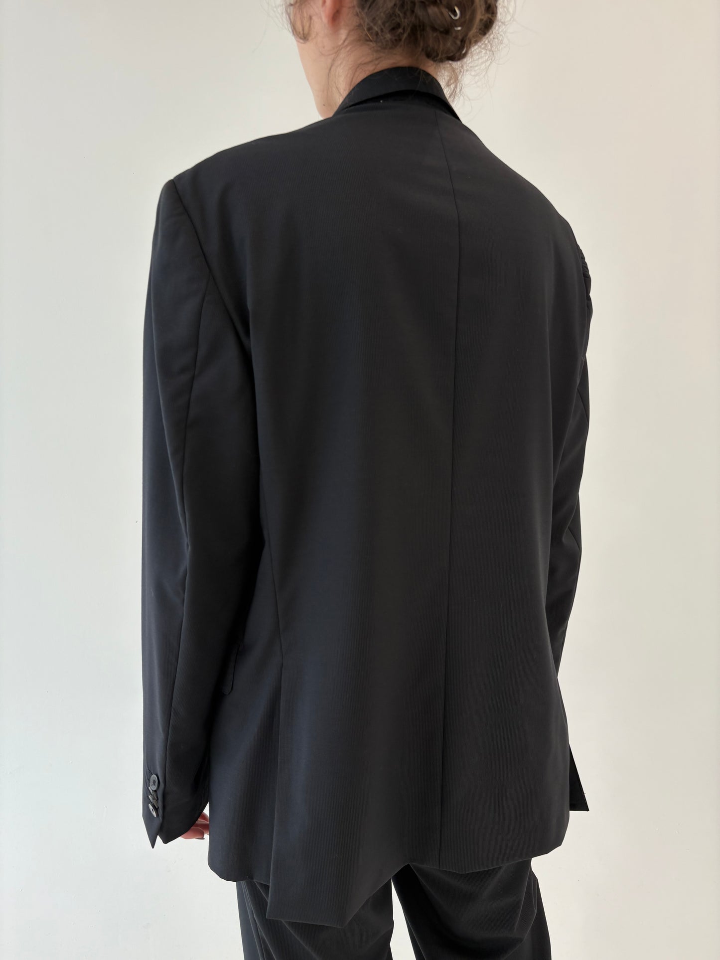 Costum italian din stofă luxury de lana merino extrafina super 110’s