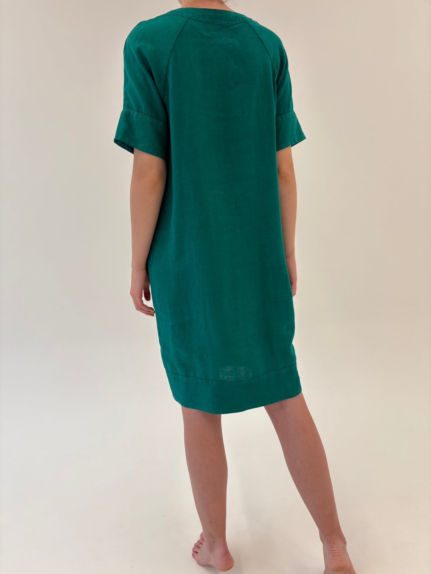Rochie verde smarald din in in croi lejer