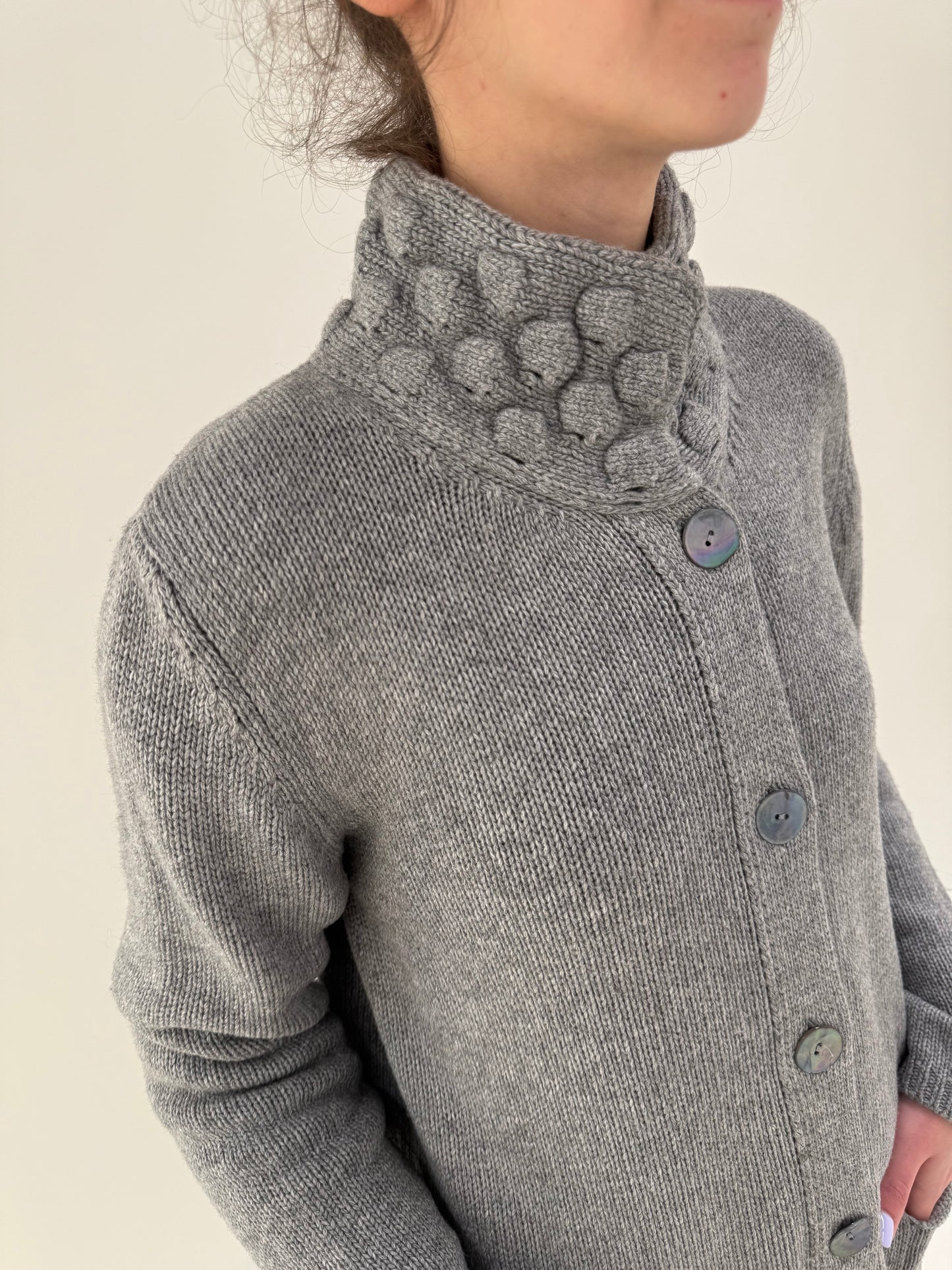 Pardesiu italian din lana merino extrafina de gramaj mare cu aplicații 3D