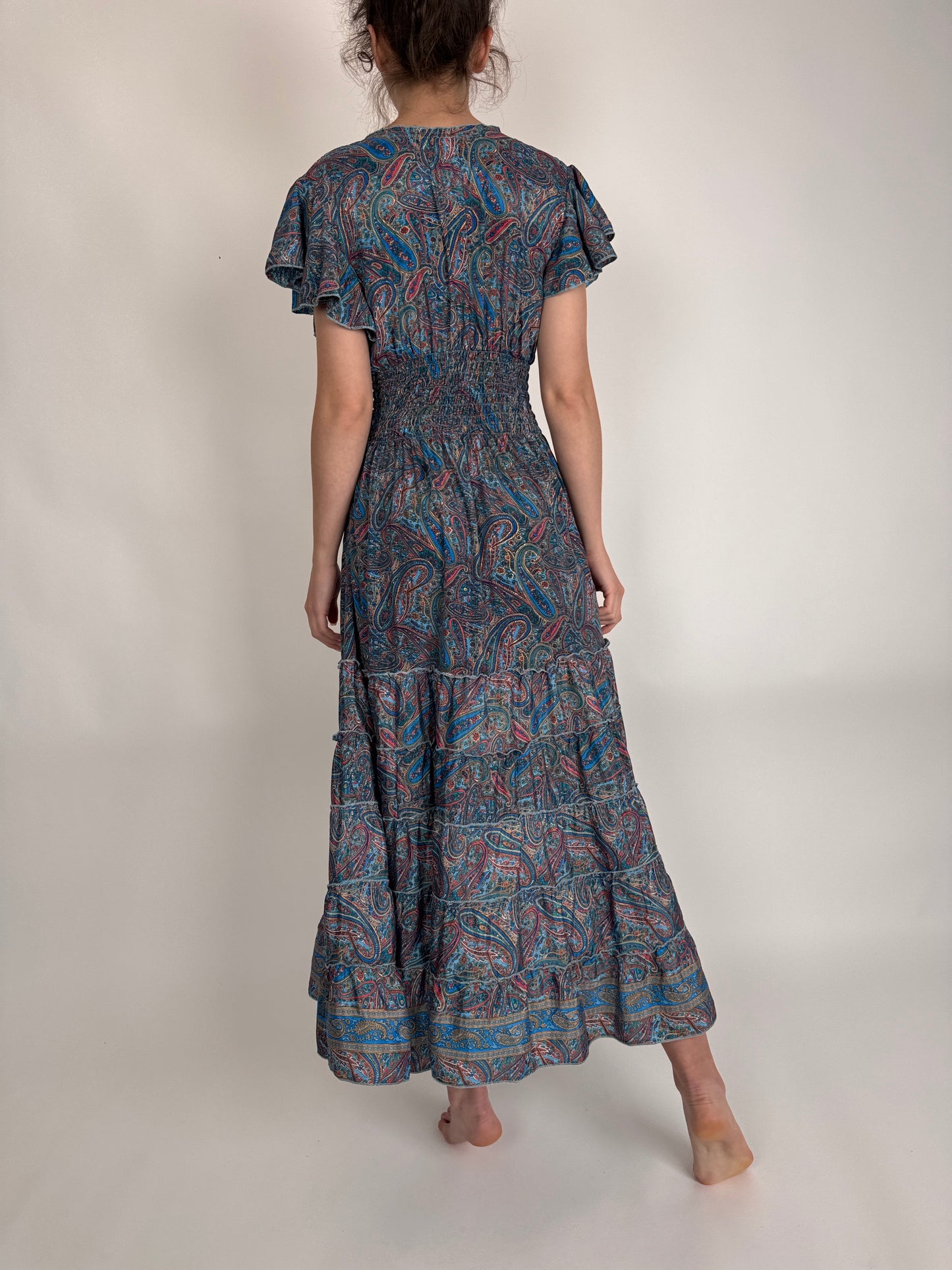 Rochie maxi cu print paisley și talie ultra marcată elastică