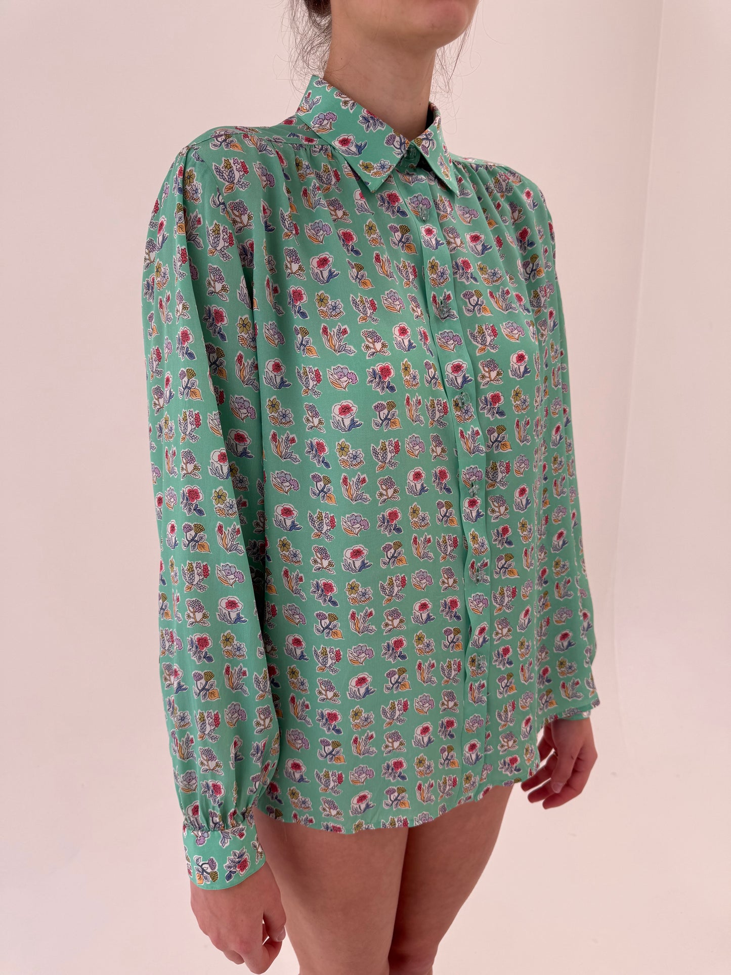 Cămașa din mătase naturală cu print floral mint green