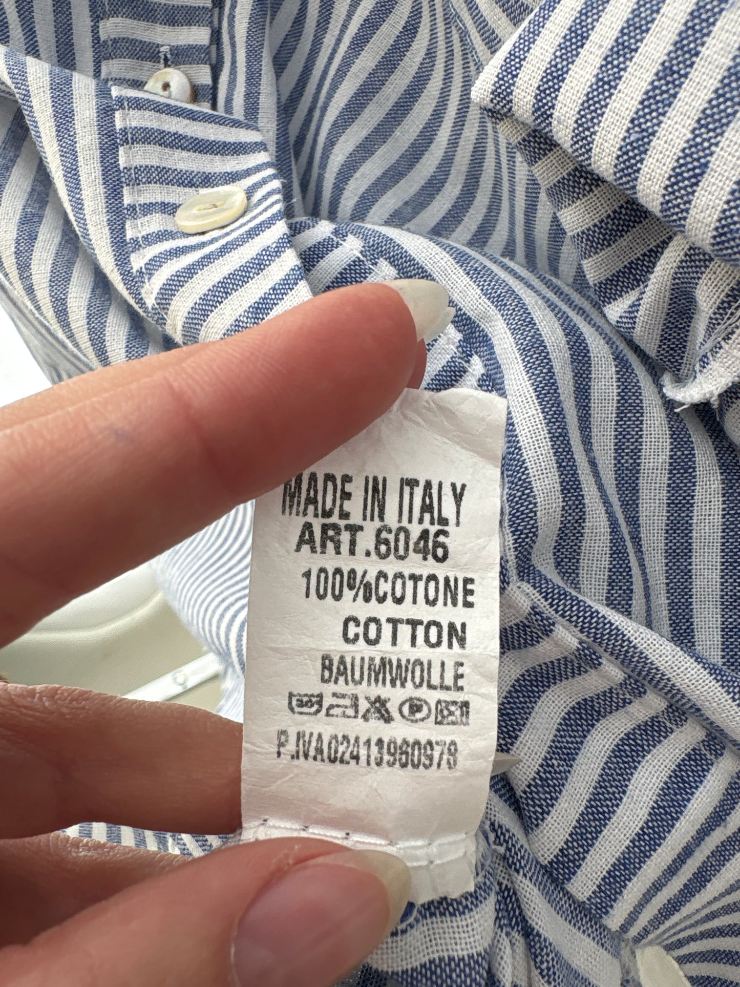 Cămașa italiana în dungi albastre din pânză de bumbac