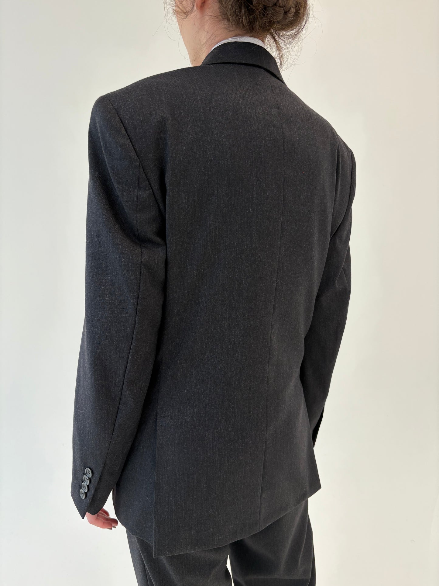 Costum italian charcoal gray din 3 piese și lana extrafina