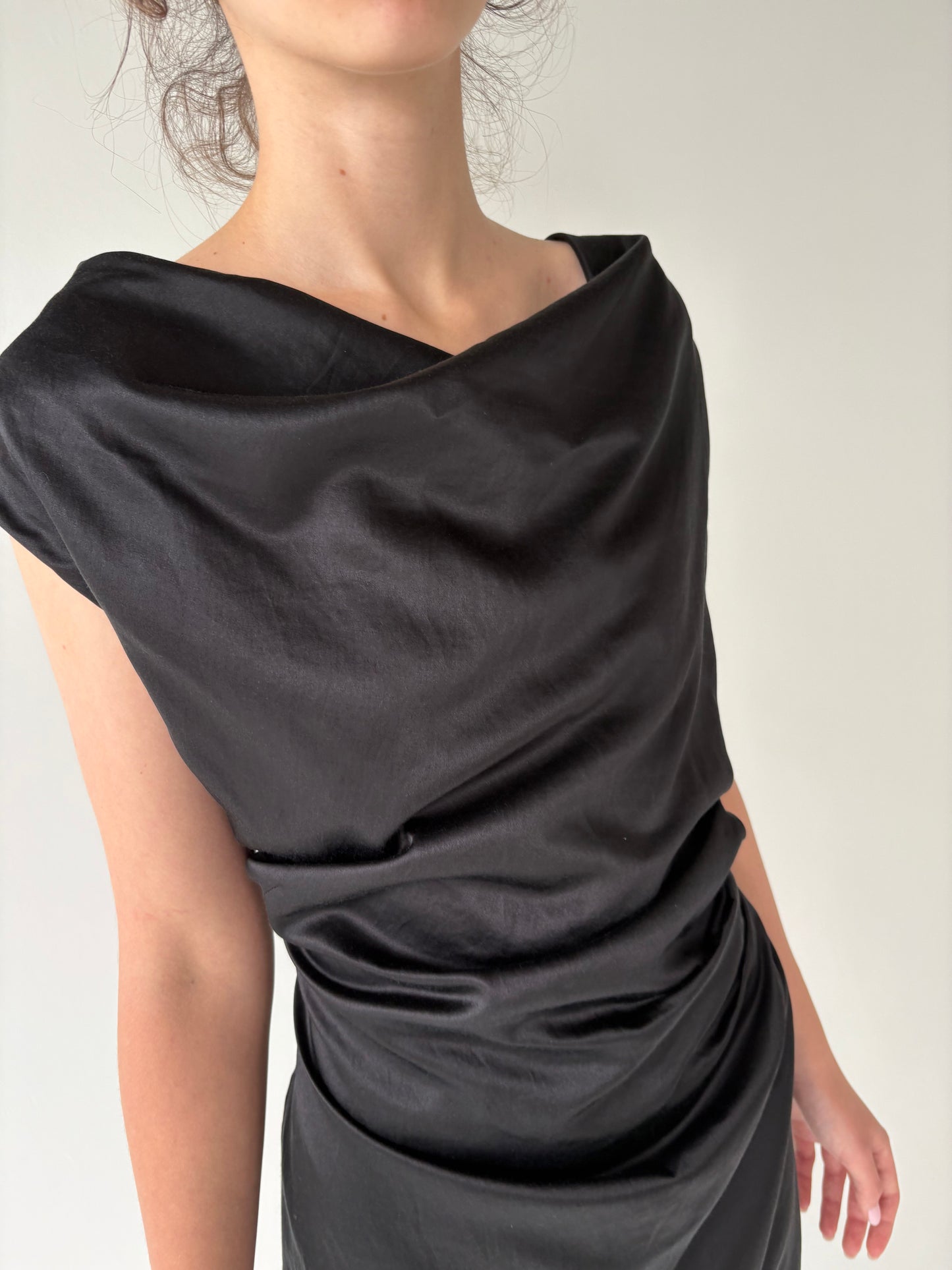 Rochie luxury Joseph nouă din mătase naturală în croi chic atemporal