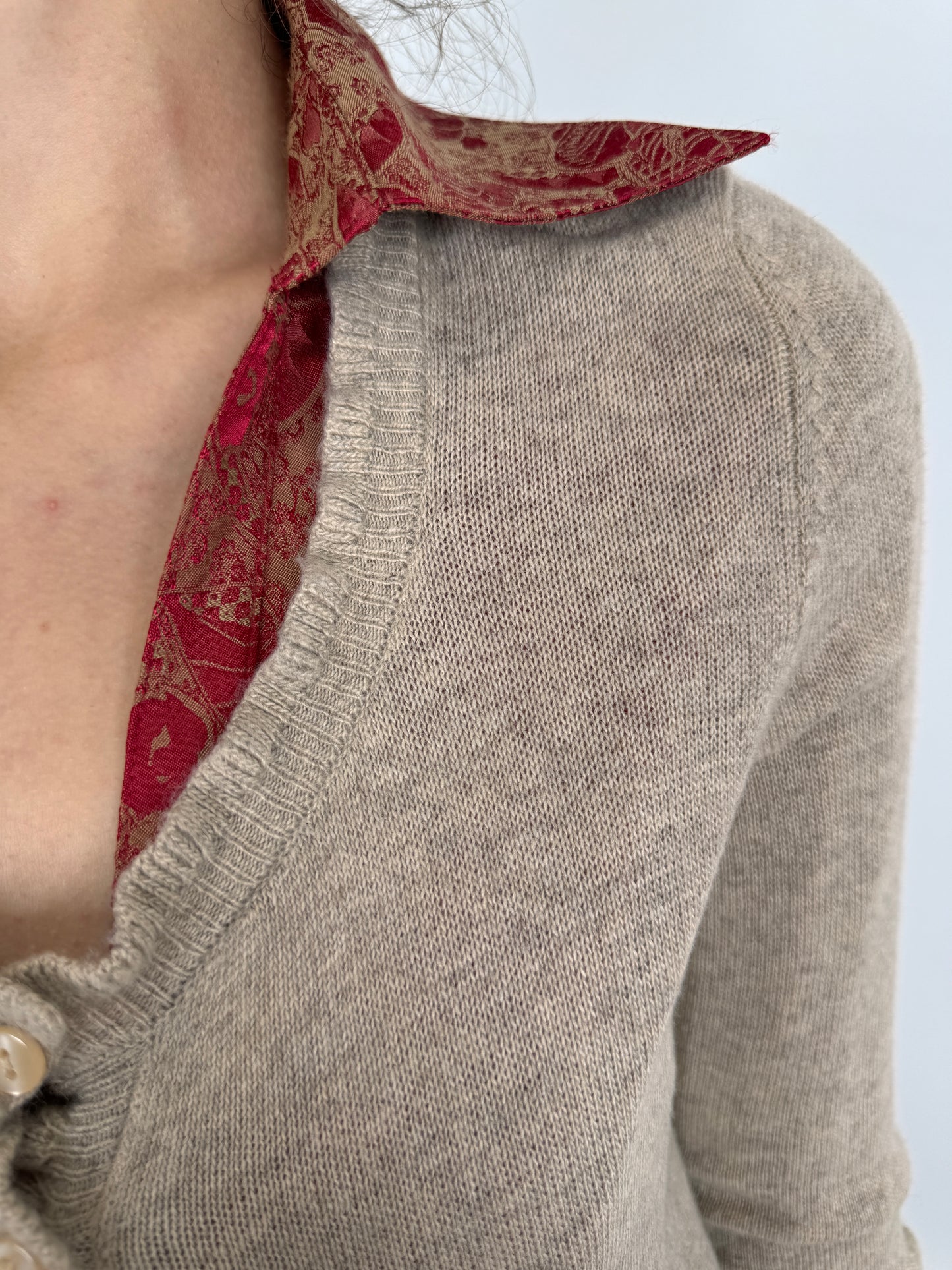 Cardigan nude din lana extrem de fină