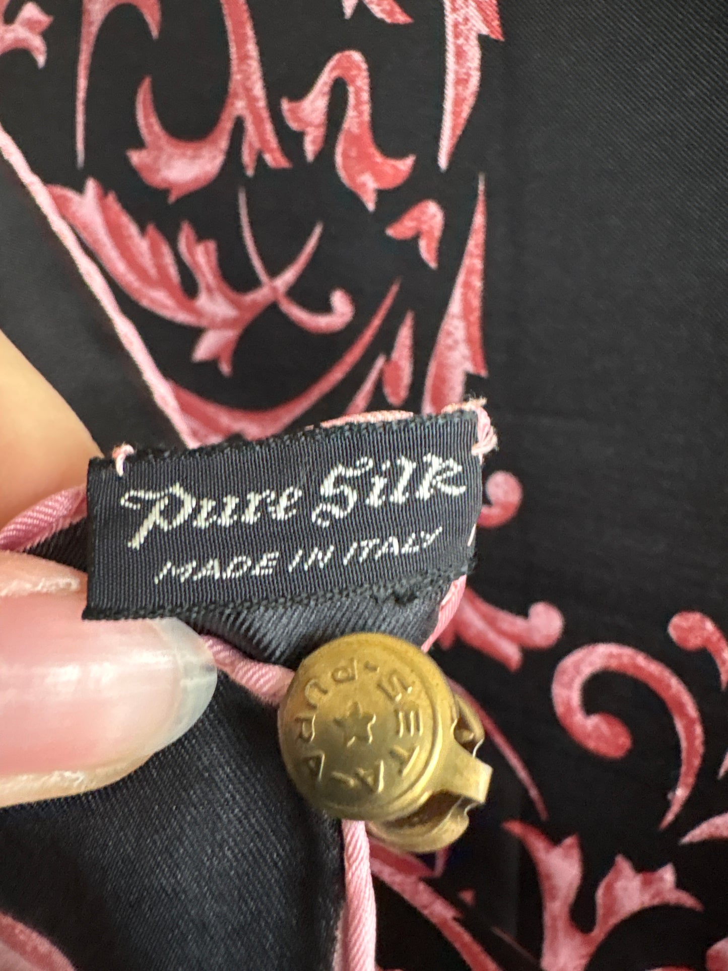 Eșarfă vintage italiană neagră cu print powder pink din mătase naturală plină