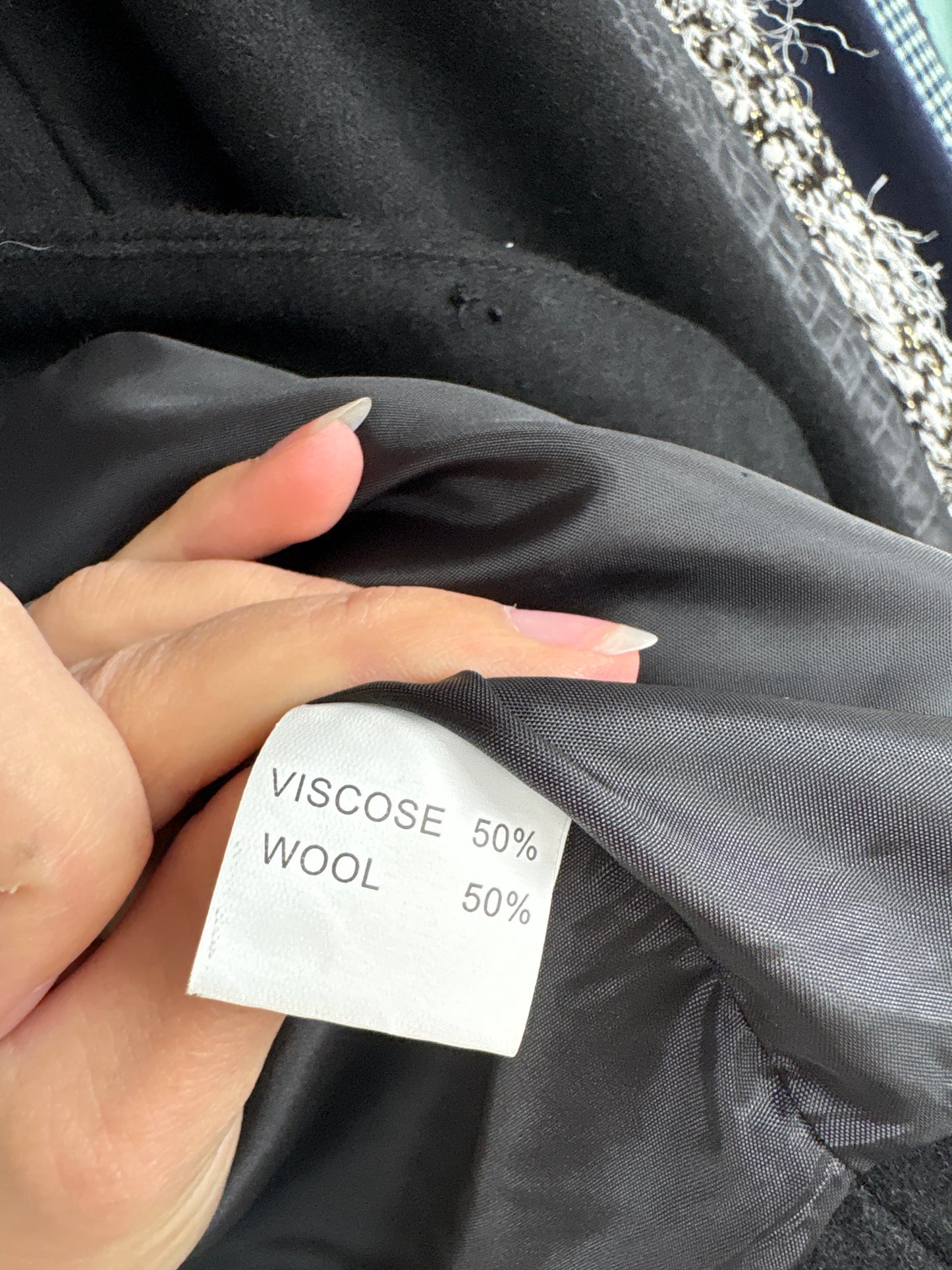 Sacou vintage negru cropped cu aplicații manuala din perlute negre