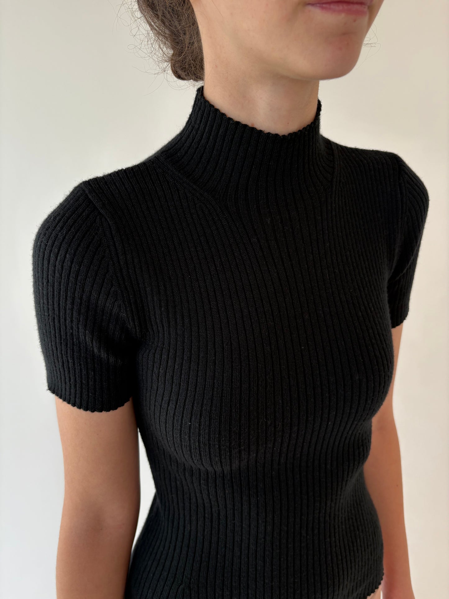 Maleta neagră Stefanel din lana extrafina ribbed