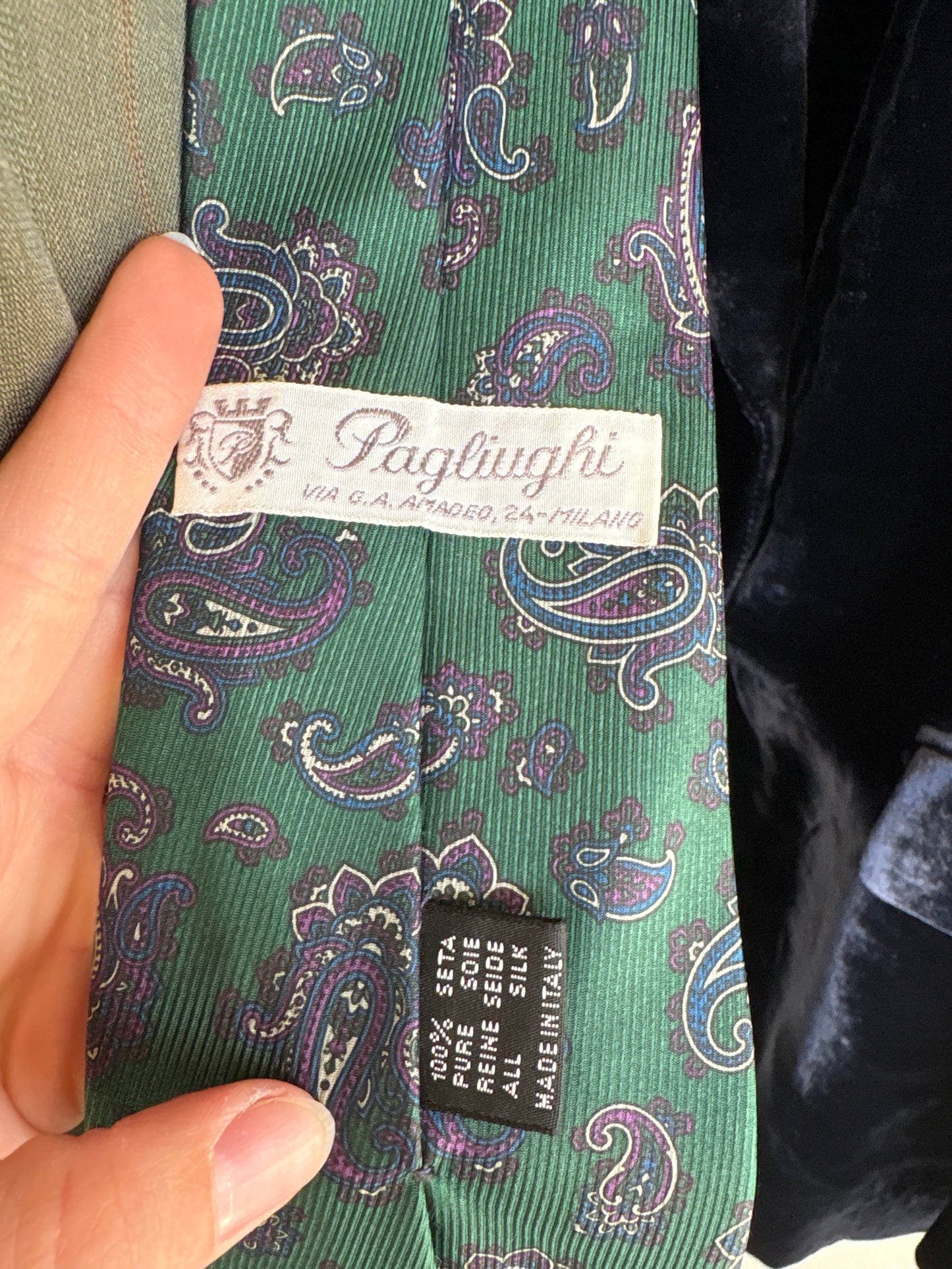 Cravata verde cu print paisley italiană ușor mai slim din mătase naturală