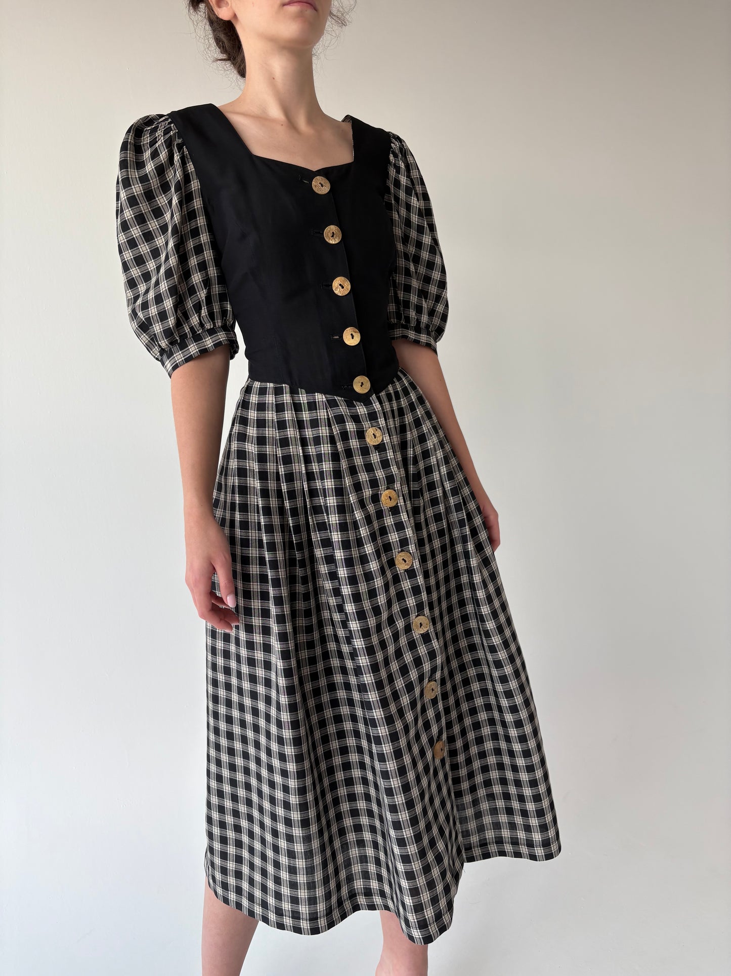 Rochie vintage din pânză cu corsaj și buzunare