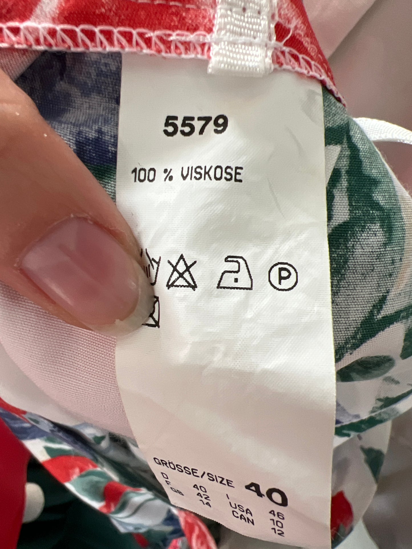 Fustă vintage cu talie ultra înaltă marcată și print floral superb