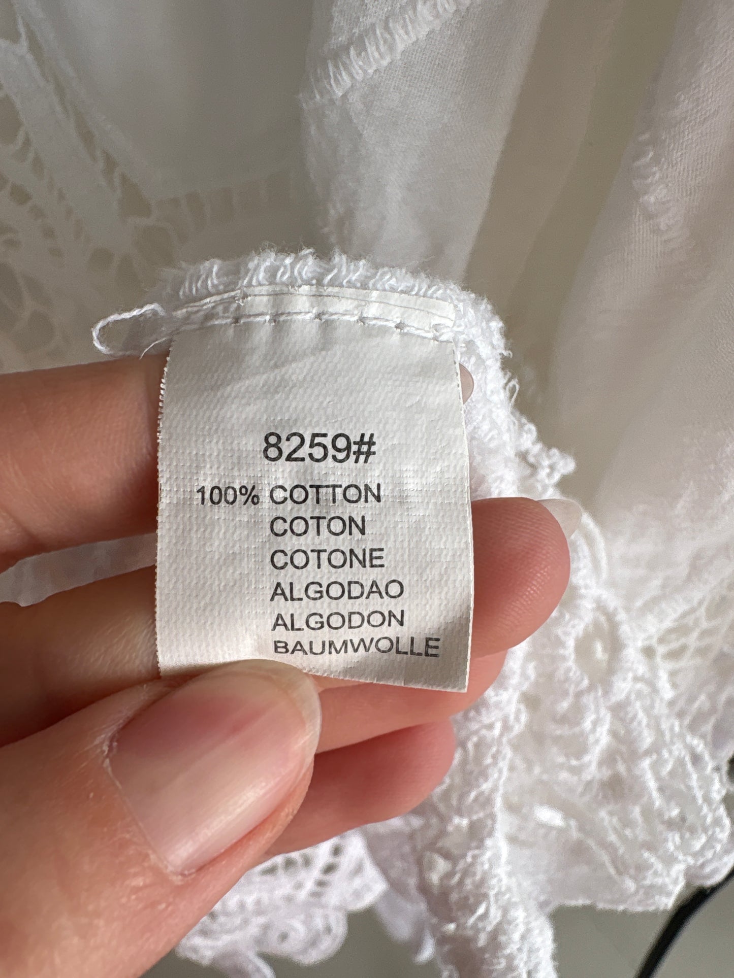 Tunica în croi lung din bumbac fin și macrame în croi lejer