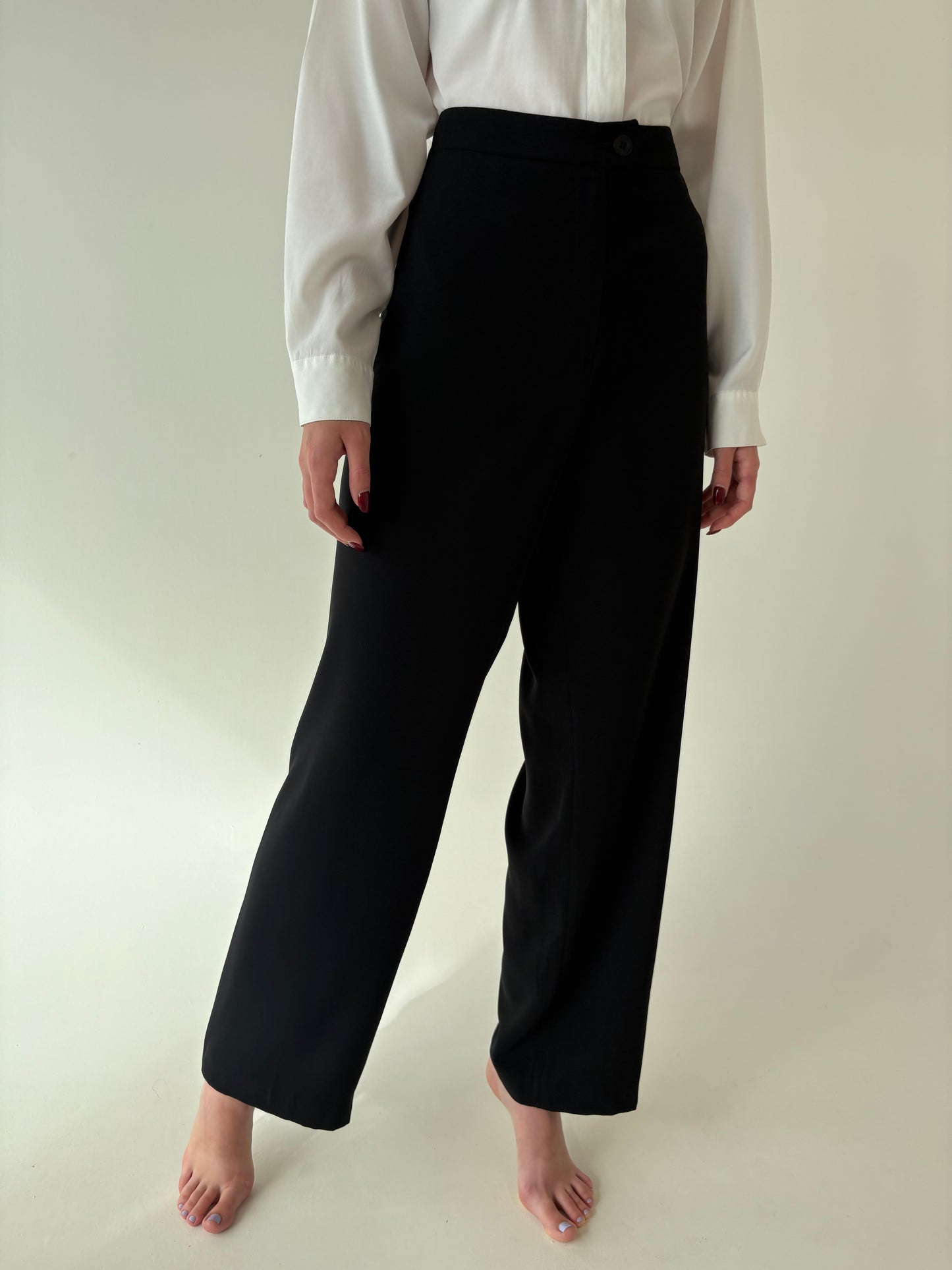 Pantaloni business negri în croi drept cu talie ultra înaltă