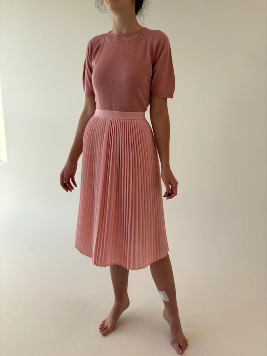 Fustă plisată din lana extrafina powder pink cu talie ultra înaltă