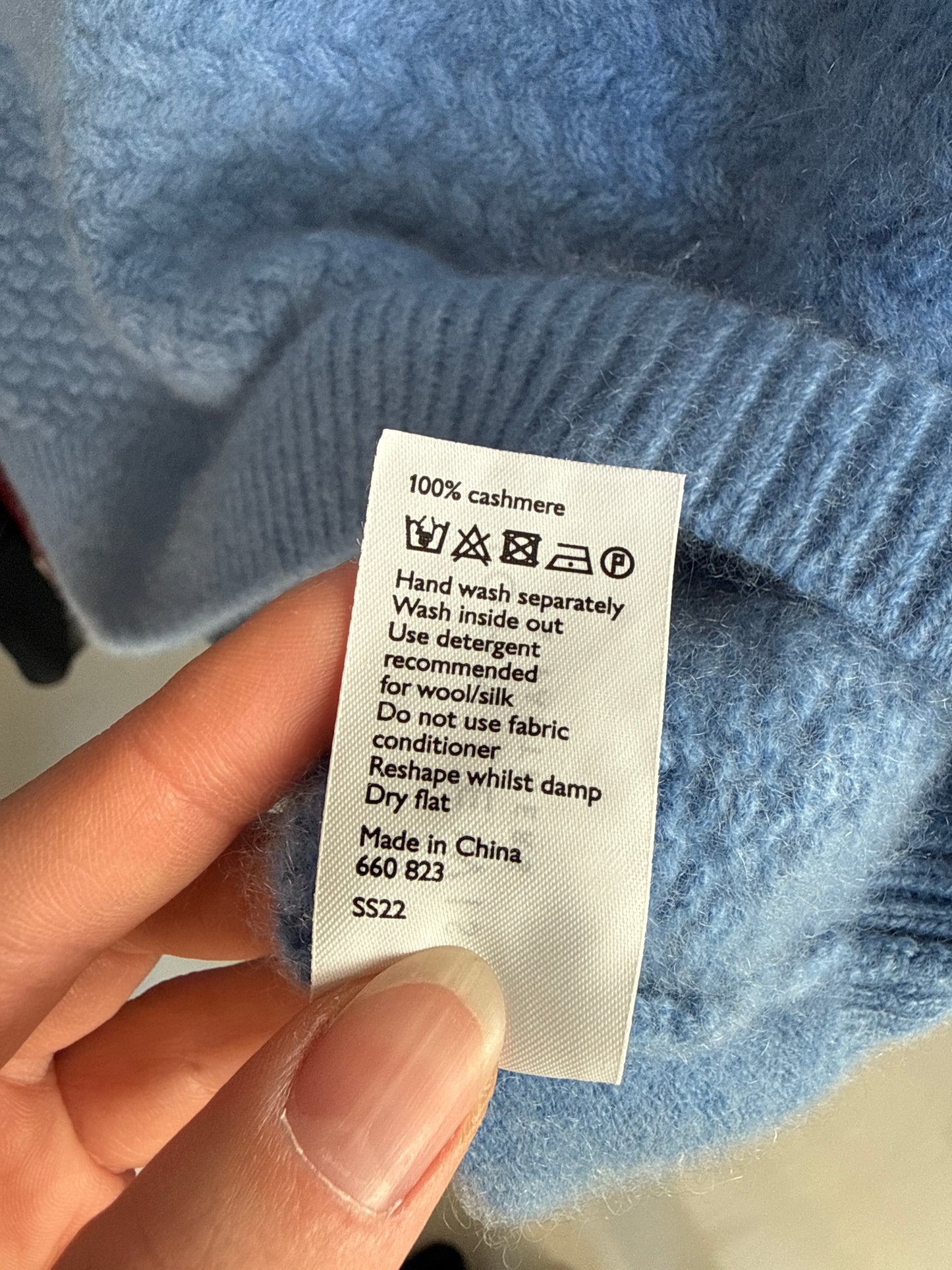 Oulover in croi actual baby blue din cașmir texturat